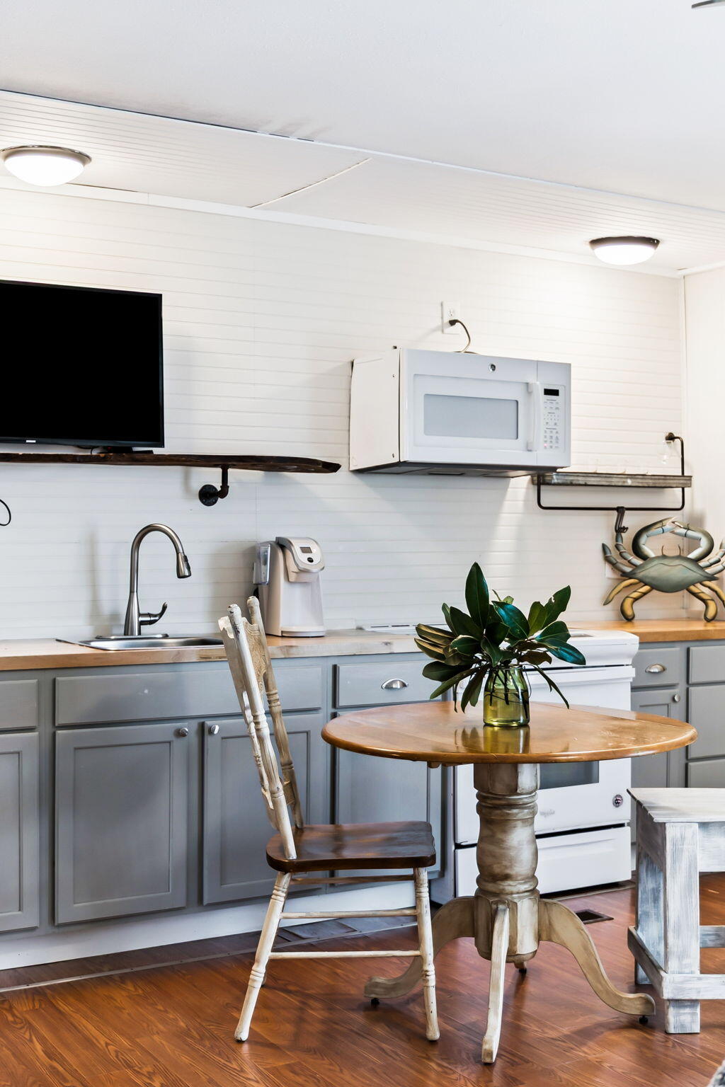 LAGUNA BEACH - Residential