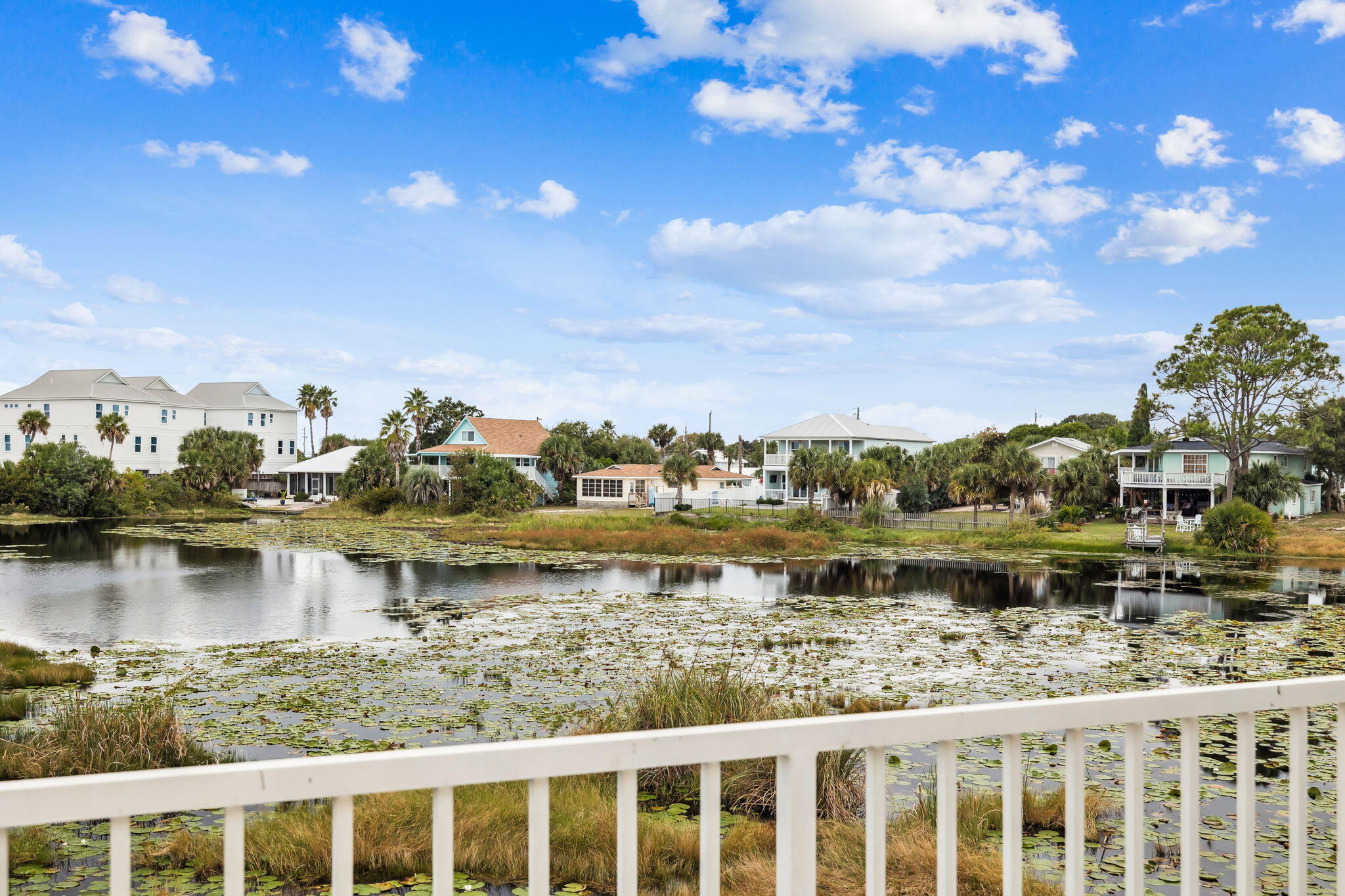 LAGUNA BEACH - Residential