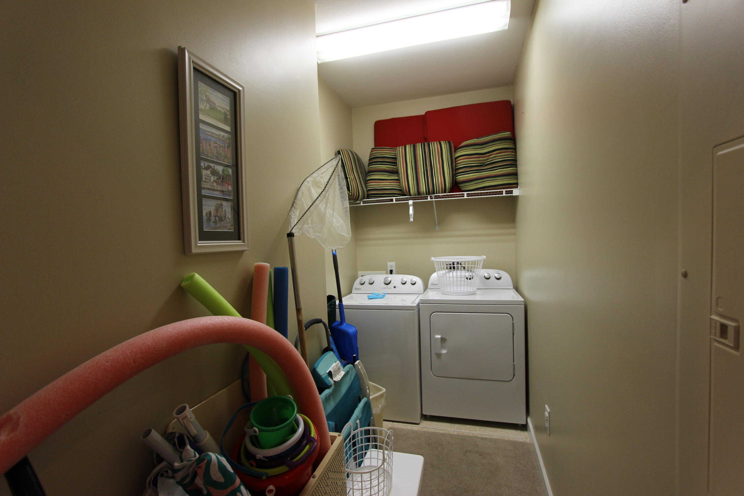 STERLING SHORES CONDOMINIUM - Residential