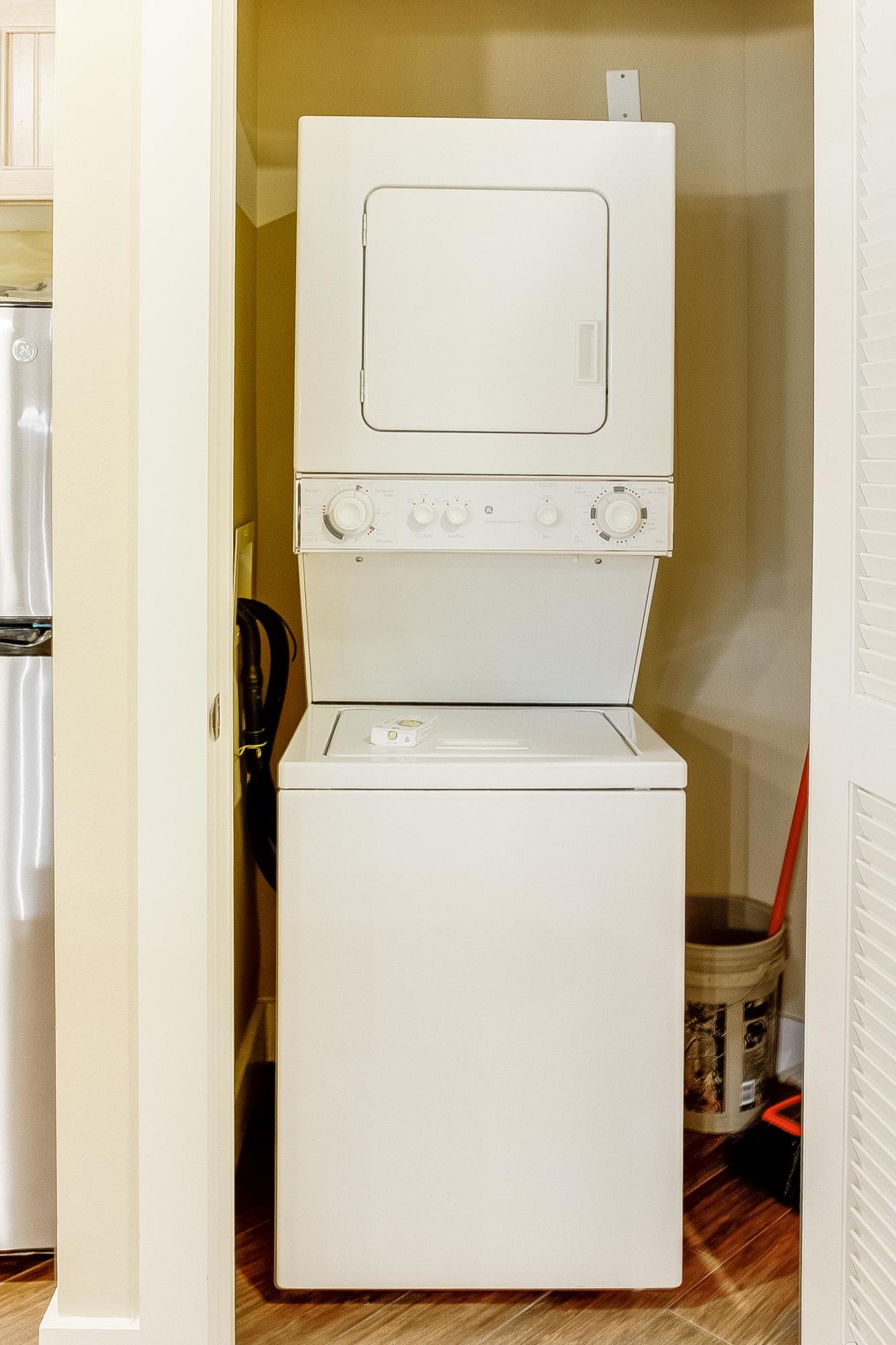 Pilot House - Residential