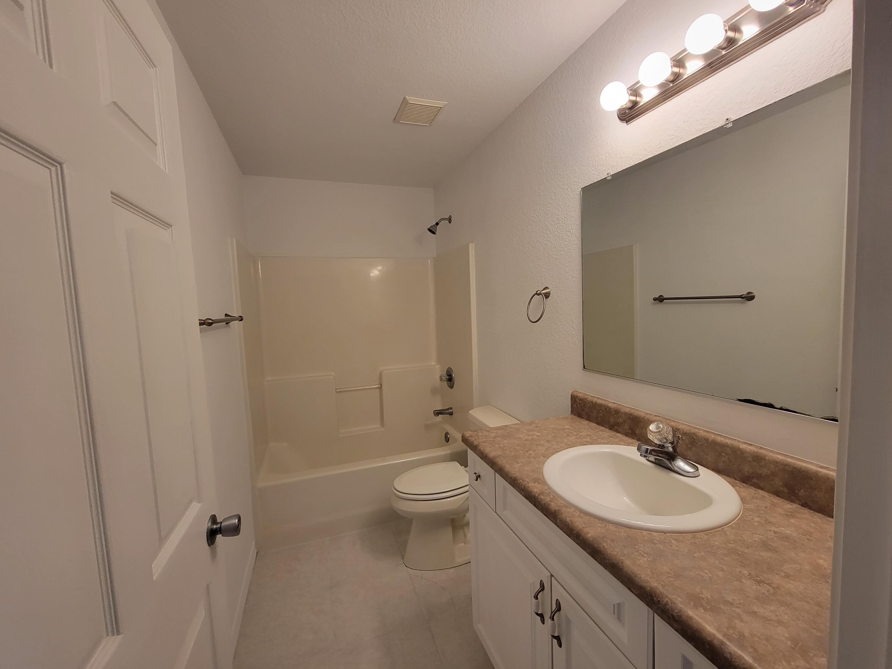 OAKWOOD LAKES ESTATES Unit 7 of Oakwood Hills - Residential