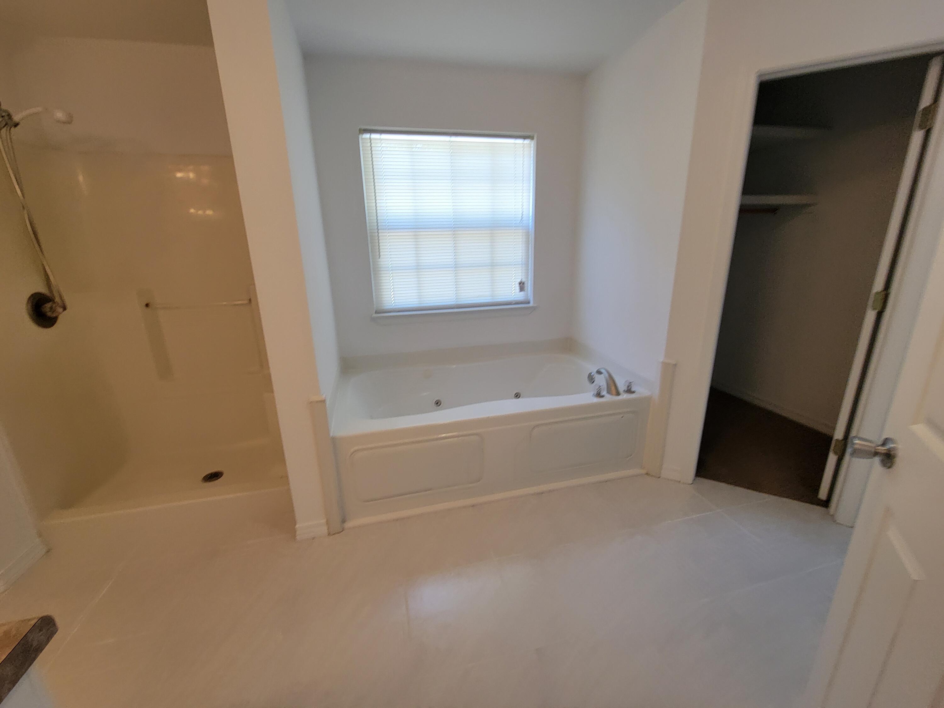 OAKWOOD LAKES ESTATES Unit 7 of Oakwood Hills - Residential