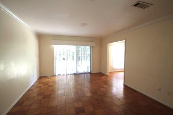 VILLA RUSS PARK S/D - Residential