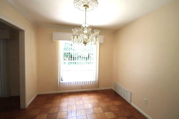 VILLA RUSS PARK S/D - Residential
