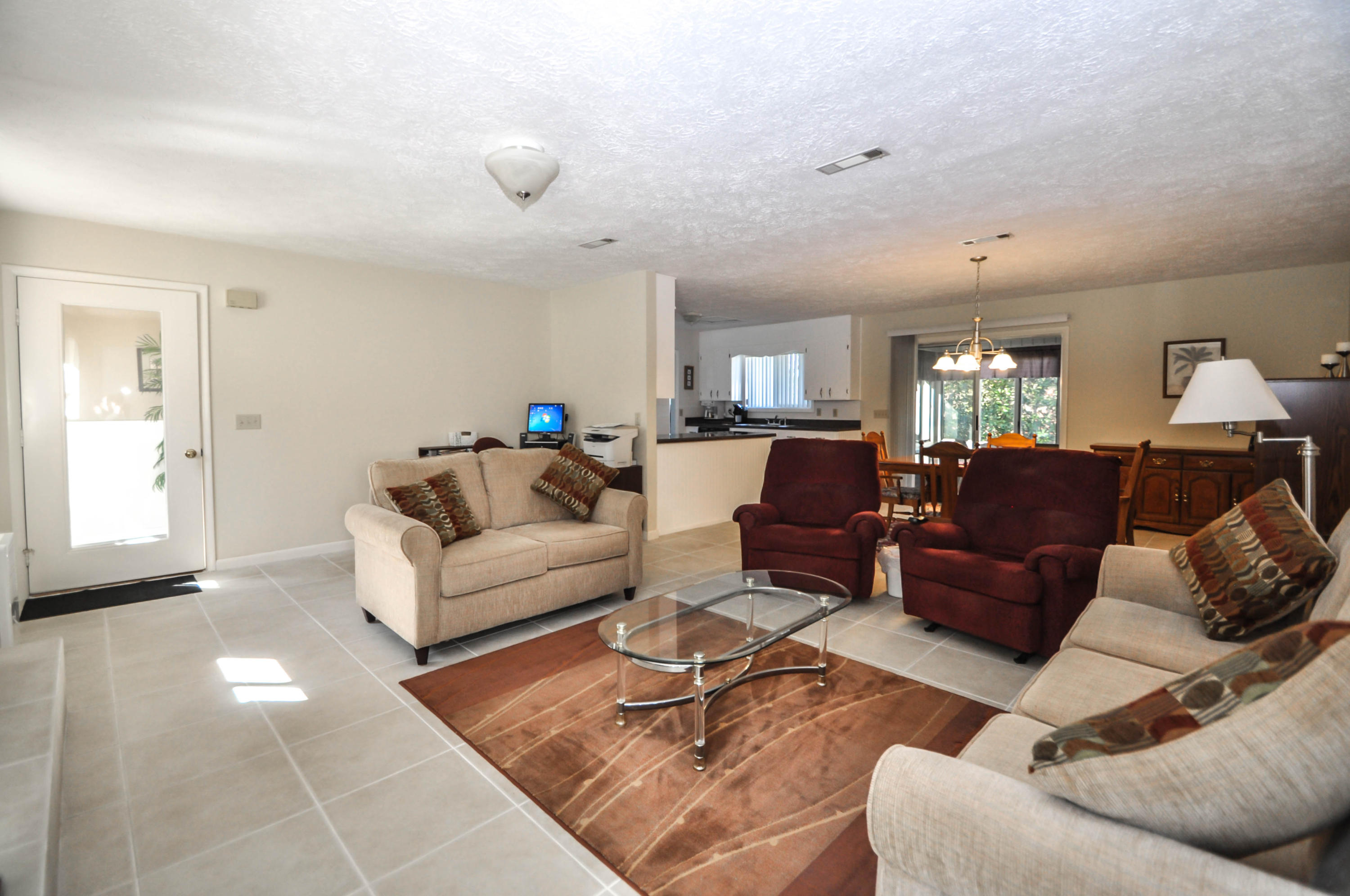 0802 - Holmes East - Residential