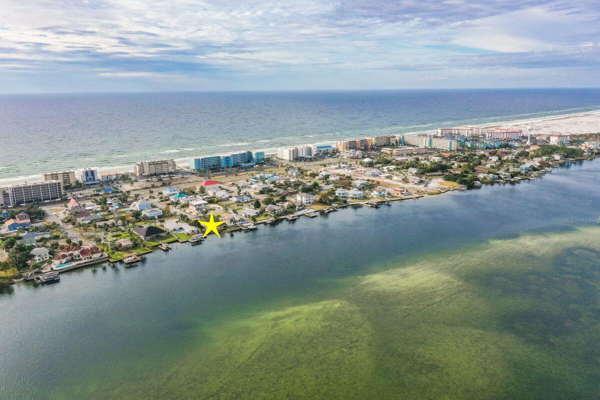 OKALOOSA ISLAND RESD - Land