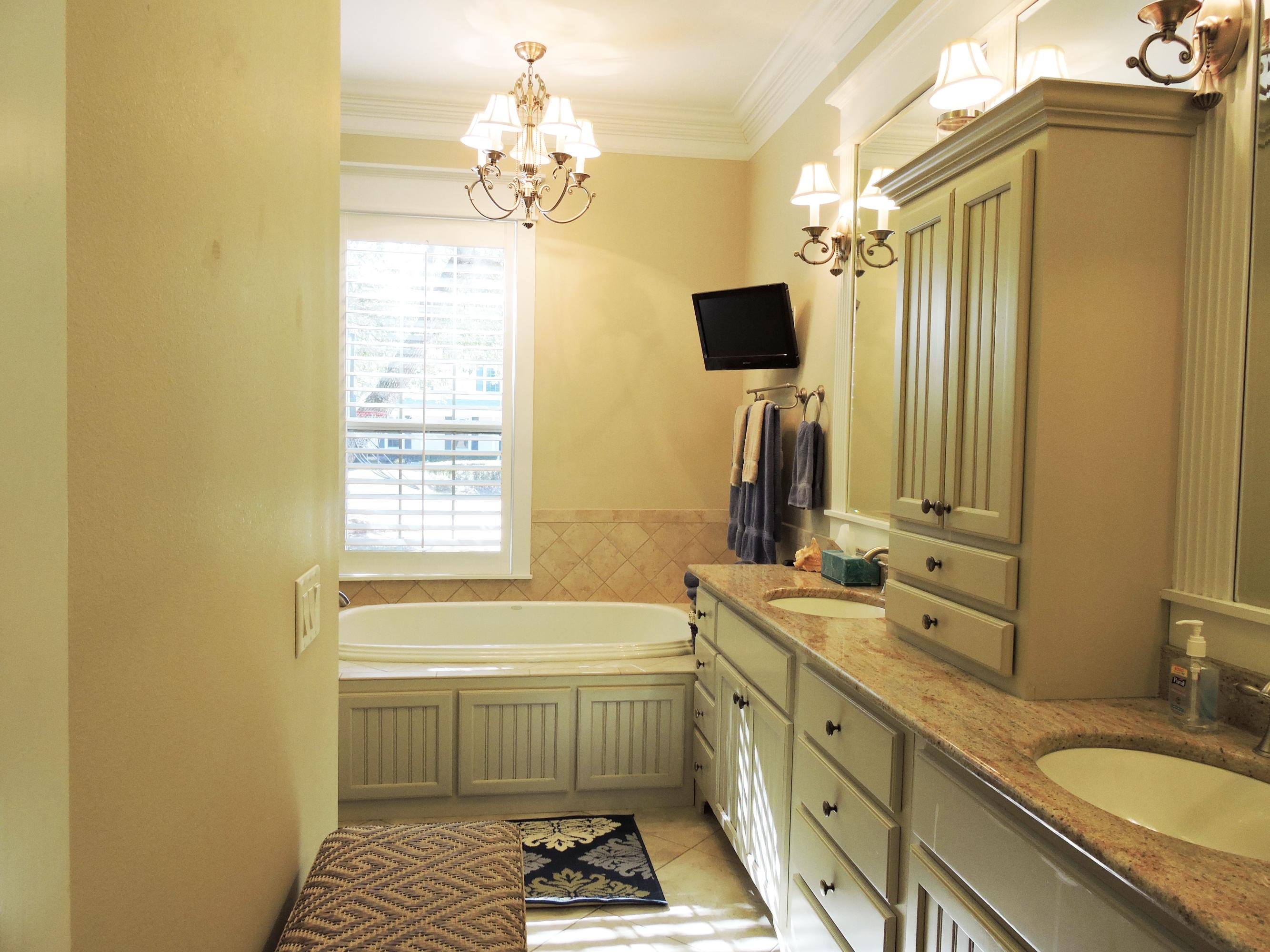 WINDWARD PH 5 - Residential