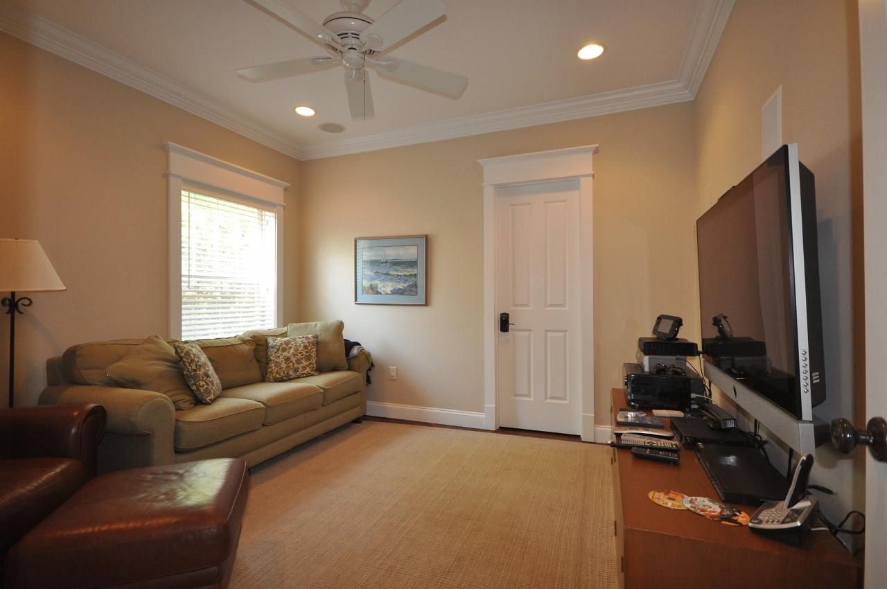 WINDWARD PH 5 - Residential