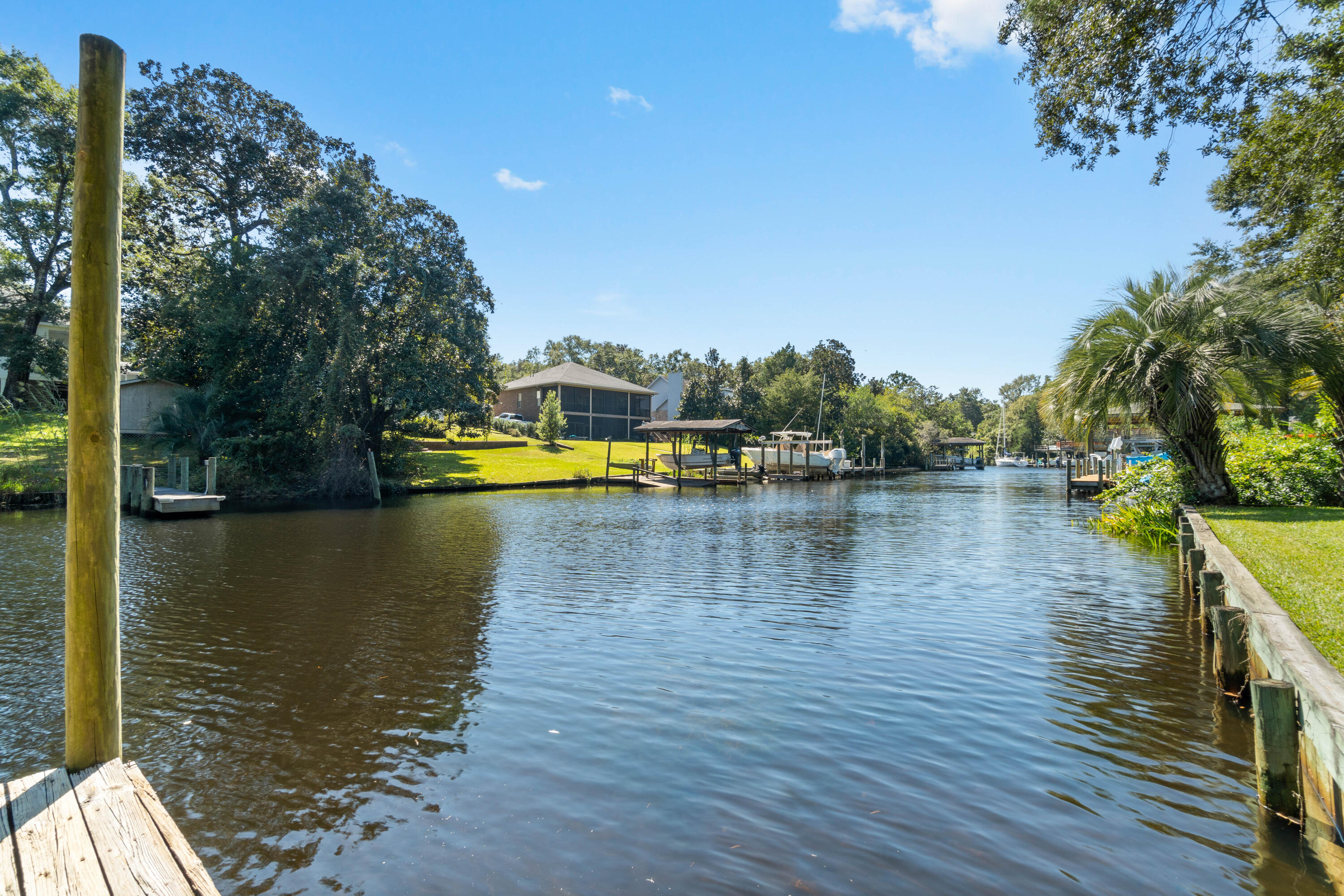 EDGEWATER VILLAGE - Residential