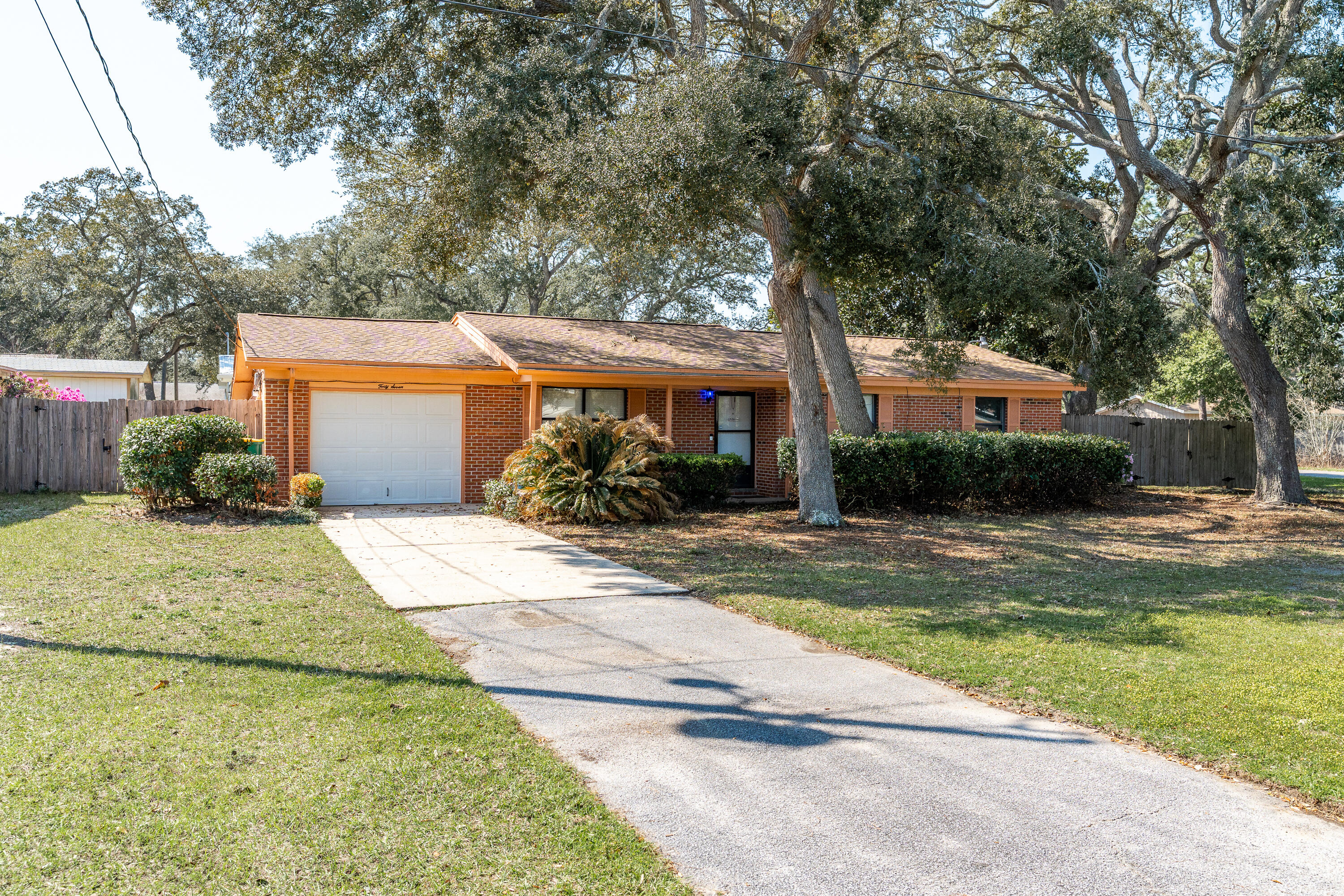 Port Dixie - Residential