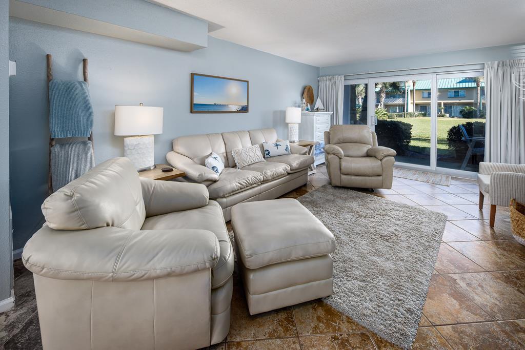 SEASPRAY CONDO - Residential