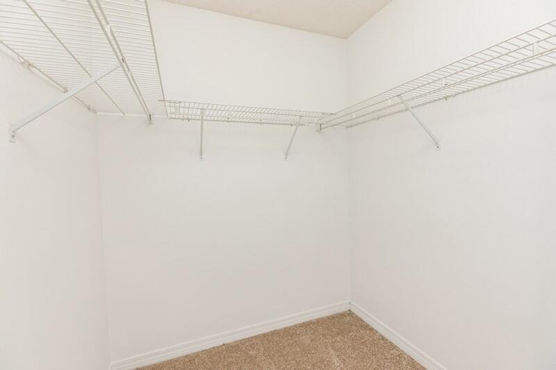 CARISTEN OAKS - Residential