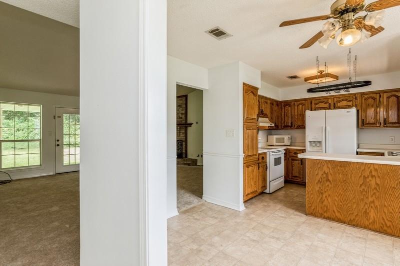 CARISTEN OAKS - Residential