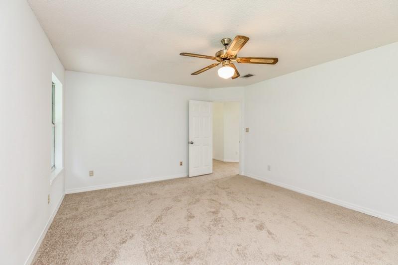 CARISTEN OAKS - Residential