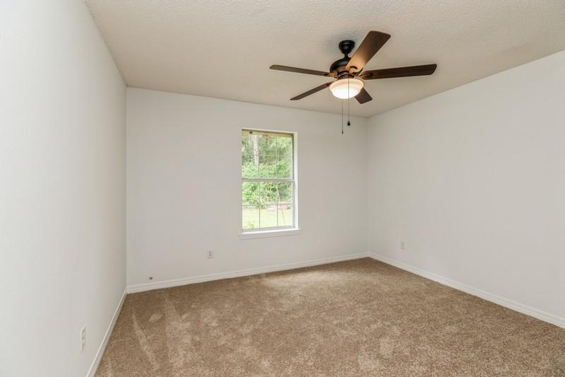 CARISTEN OAKS - Residential