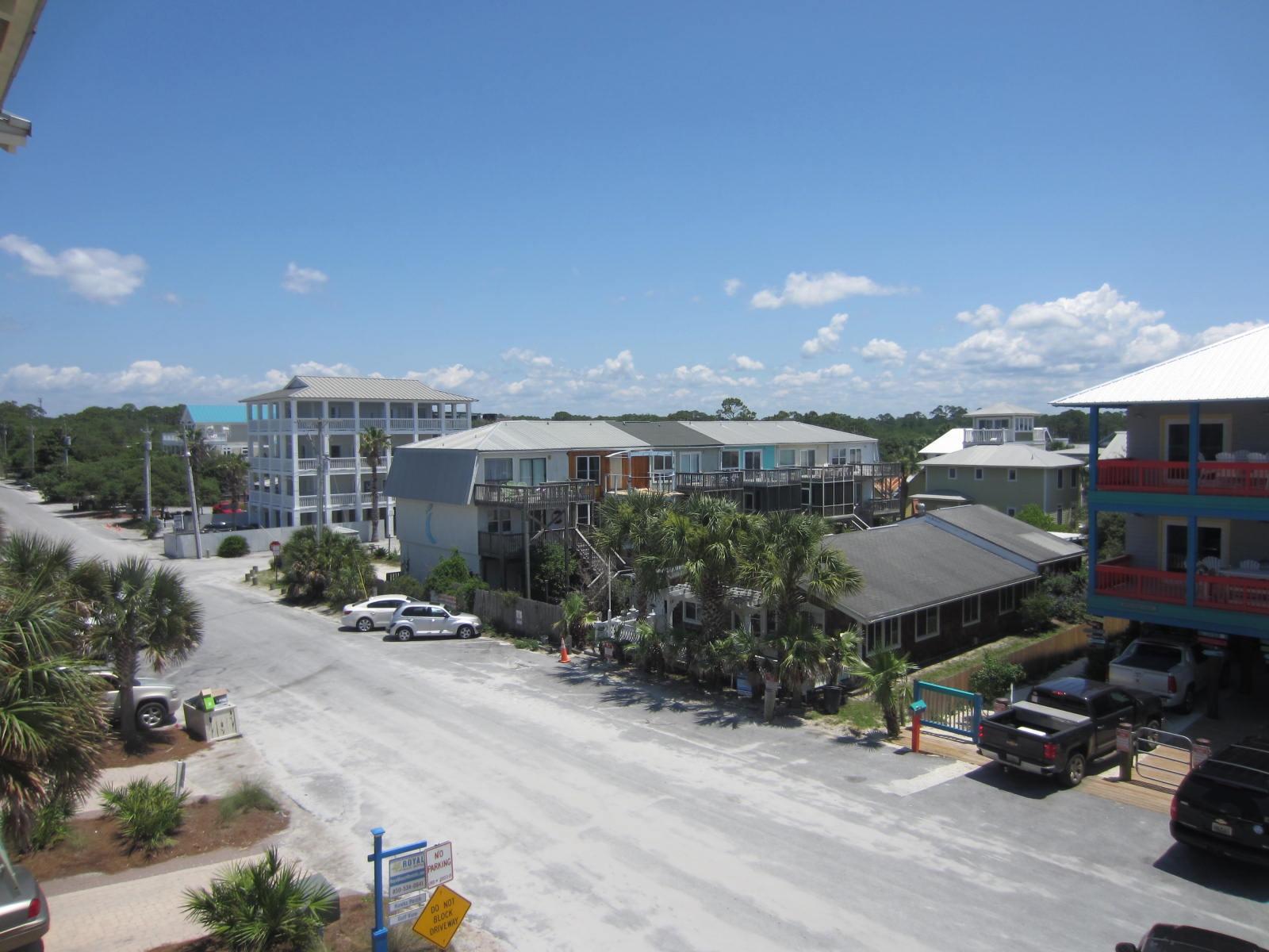 GRAYTON BEACH FRONT - Residential
