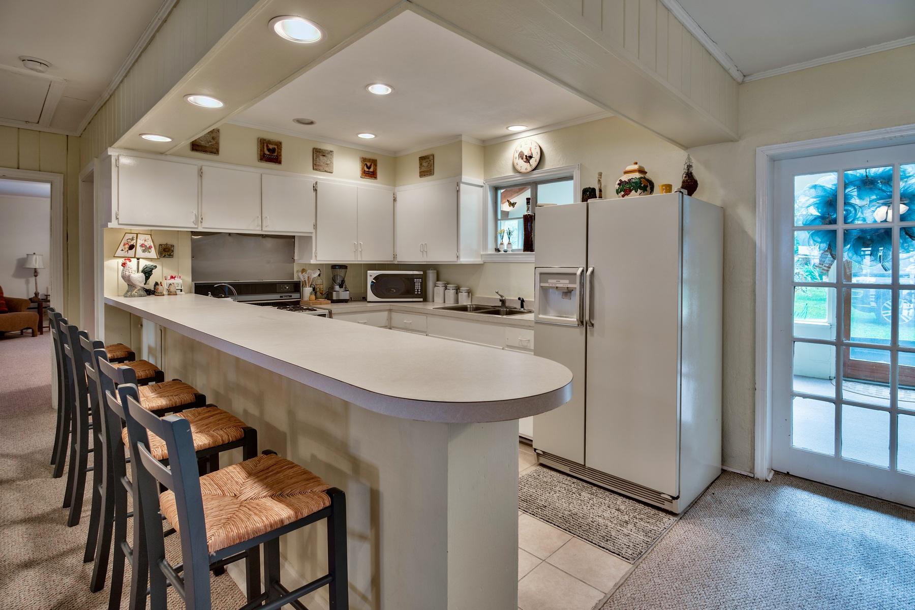 BAY GROVE - Residential