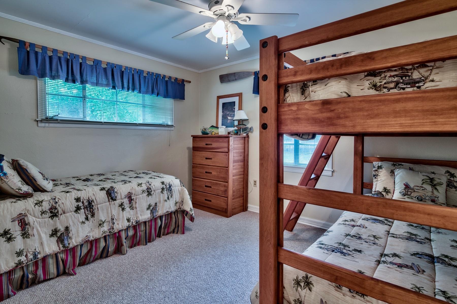 BAY GROVE - Residential