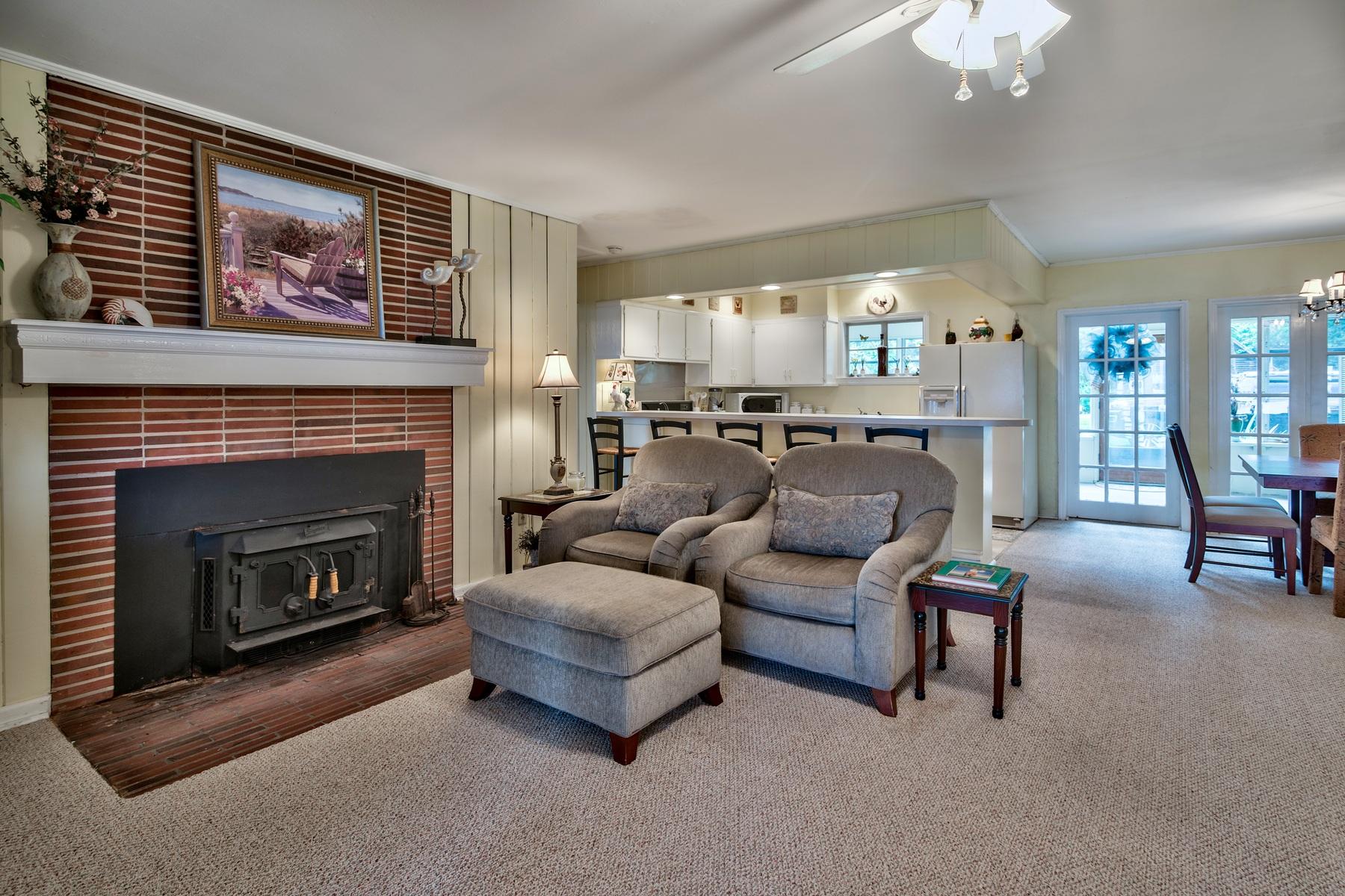 BAY GROVE - Residential