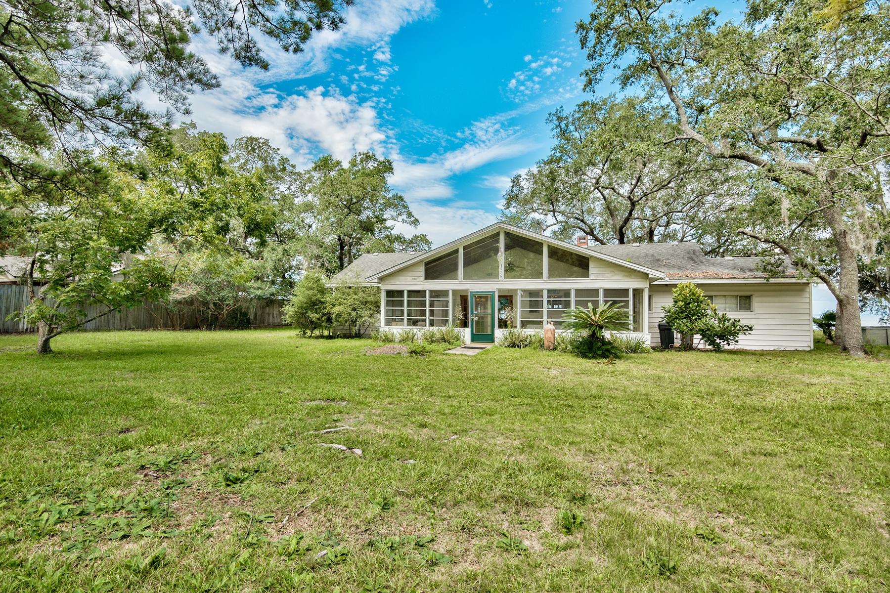 BAY GROVE - Residential