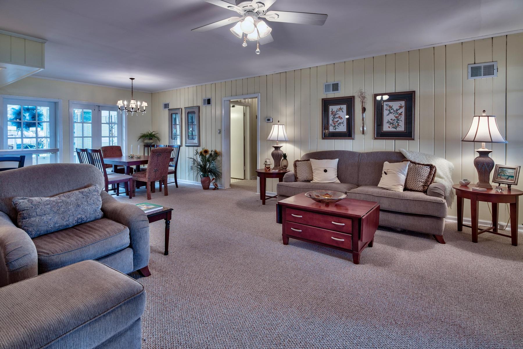 BAY GROVE - Residential