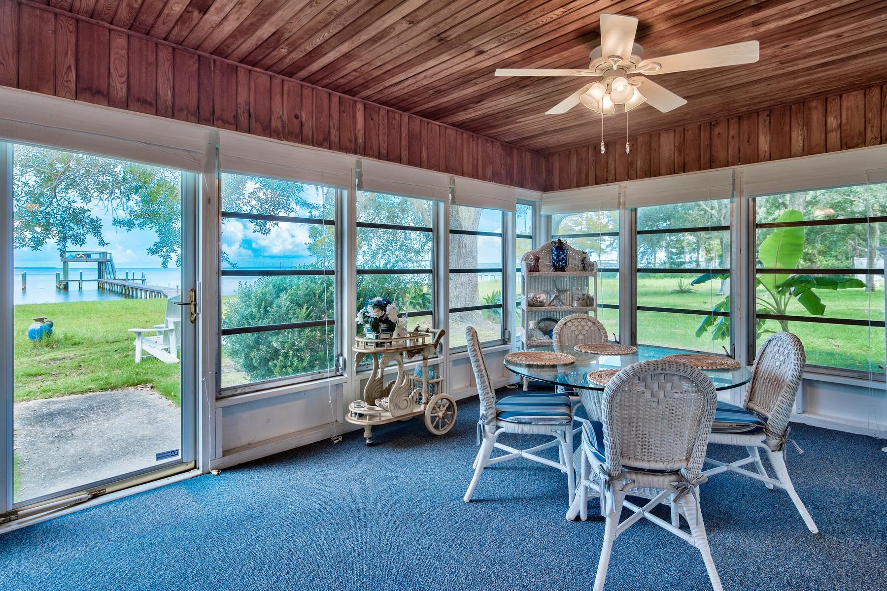 BAY GROVE - Residential