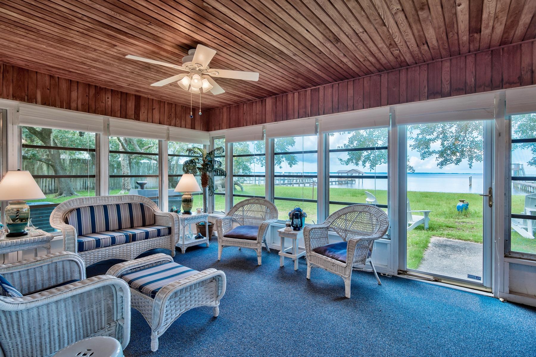 BAY GROVE - Residential