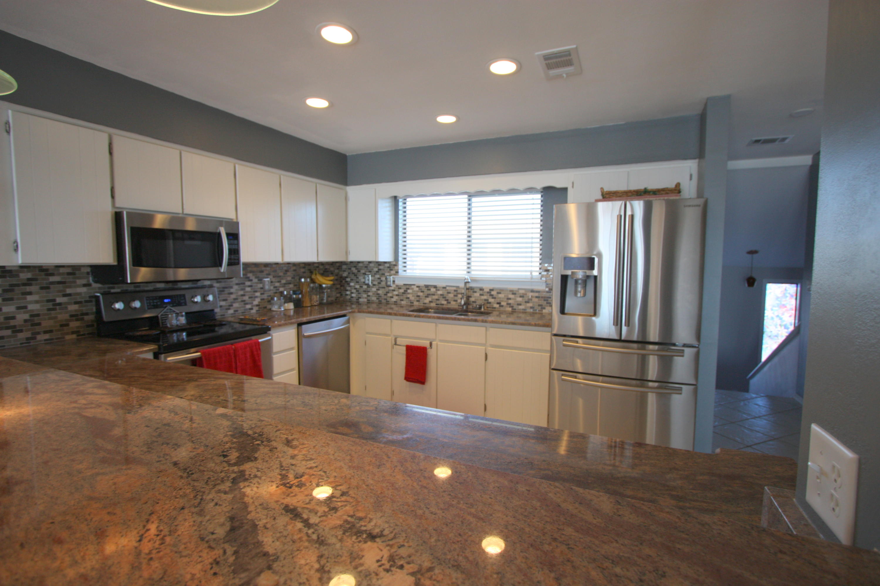 SEAVIEW WEST T/H - Residential