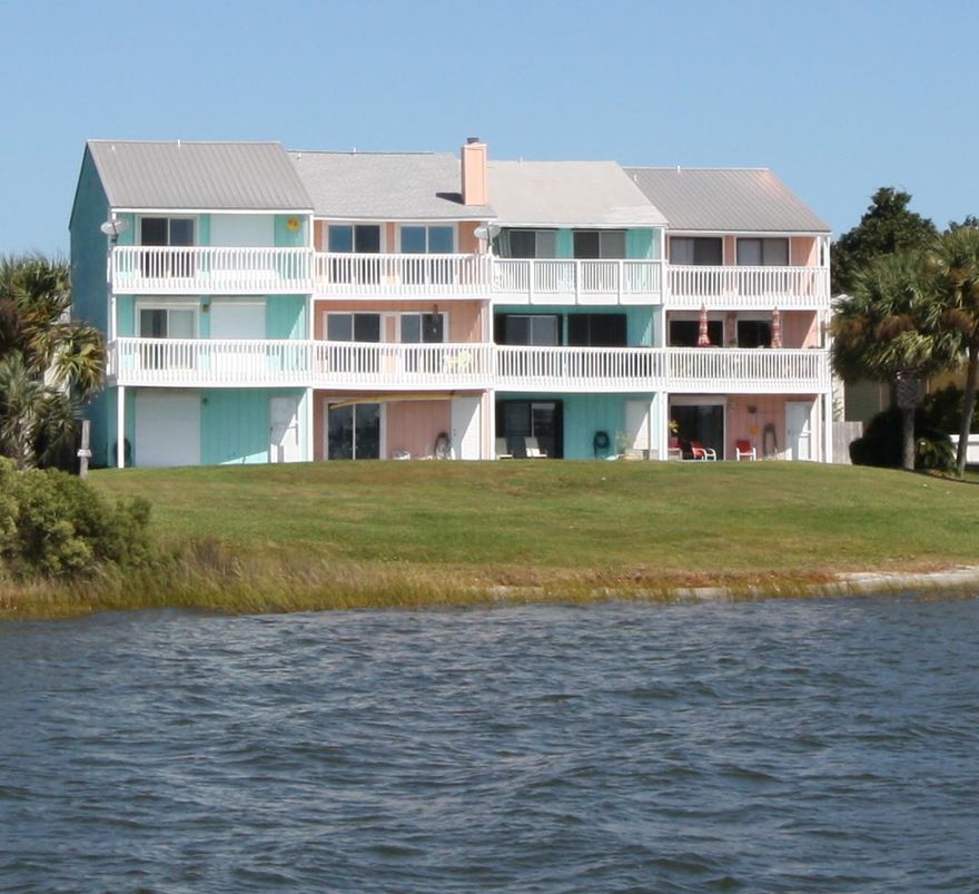 Gorgeous Waterfront! Check out this elegant townhome on Santa Rosa Sound. This renovated 3 bedroom 2.5 bath home has fantastic waterfront views on all three floors. The open concept kitchen has stunning granite countertops and stainless steel appliances. The kitchen overlooks the living room/dining room which features beautiful bamboo flooring and a spectacular view of the sound. You will enjoy the waterfront balconies off both the master bedroom and living room. Additionally, there is a waterfront patio off the 1st floor bedroom. The master bedroom has his and her closets and the master bath has double sinks. The home is part of a 4 unit community that features a shared pool and private sound front beach and dock access.