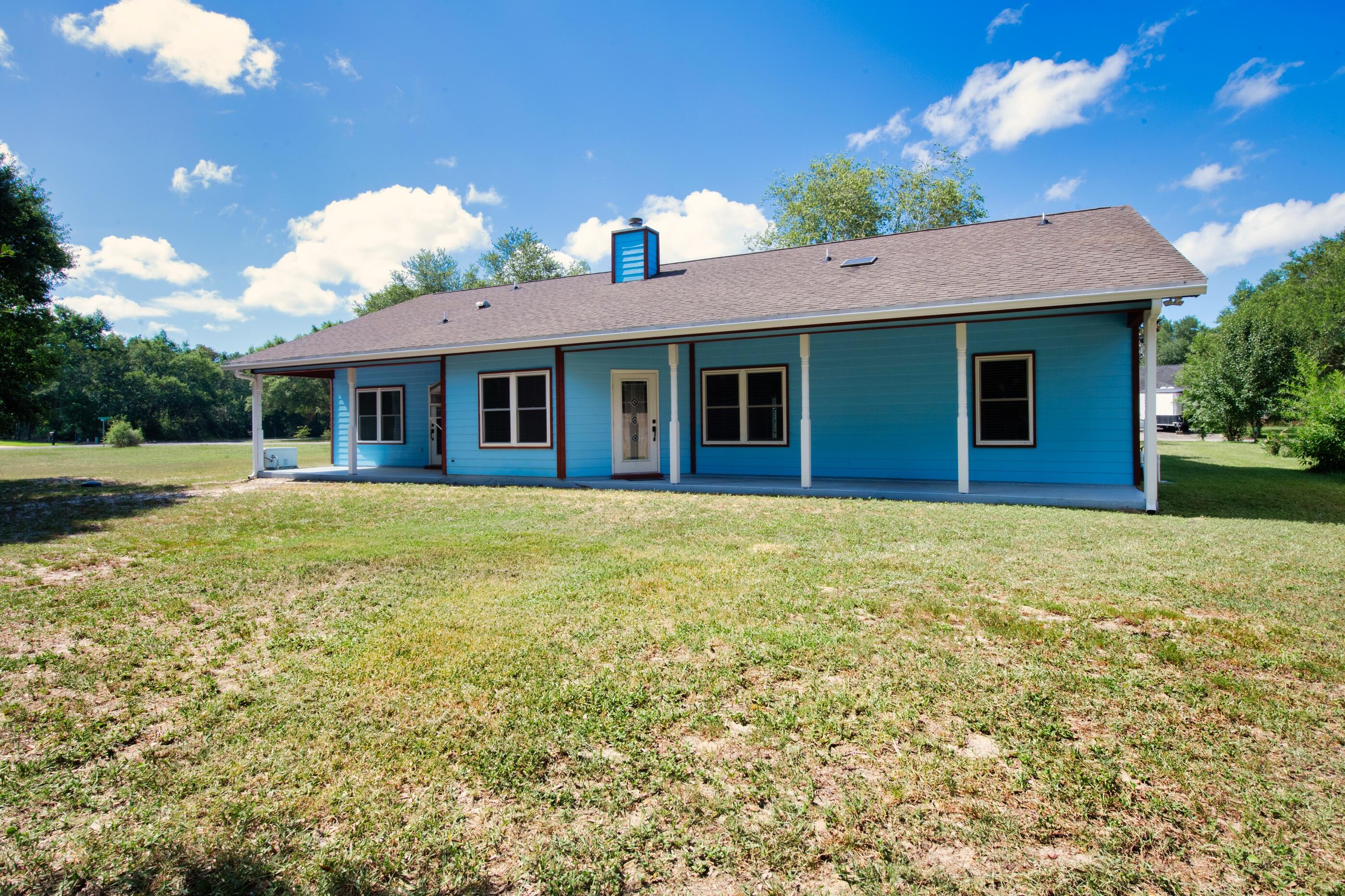 ROBLEDAL ESTATES - Residential