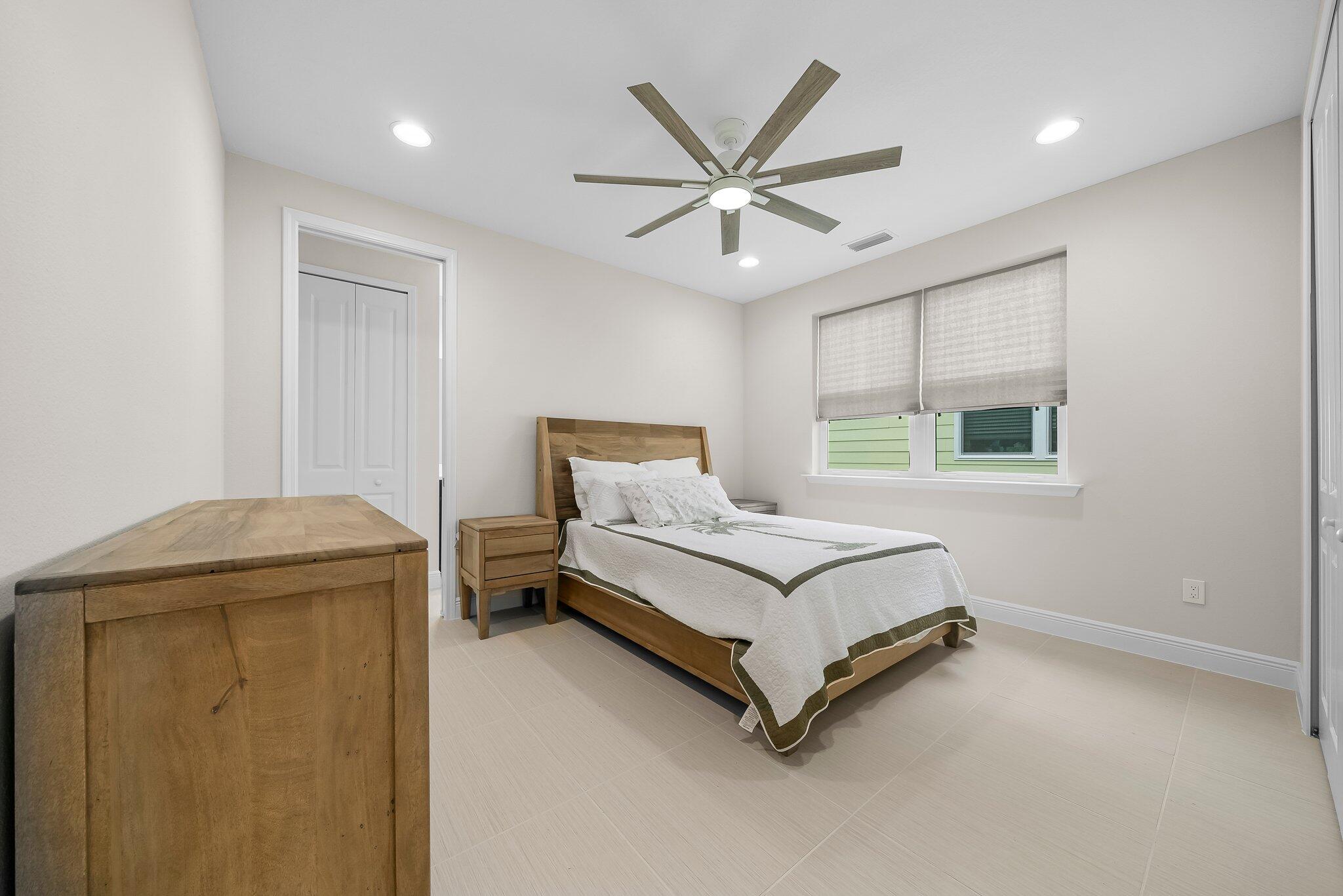Latitude Watersound - Residential