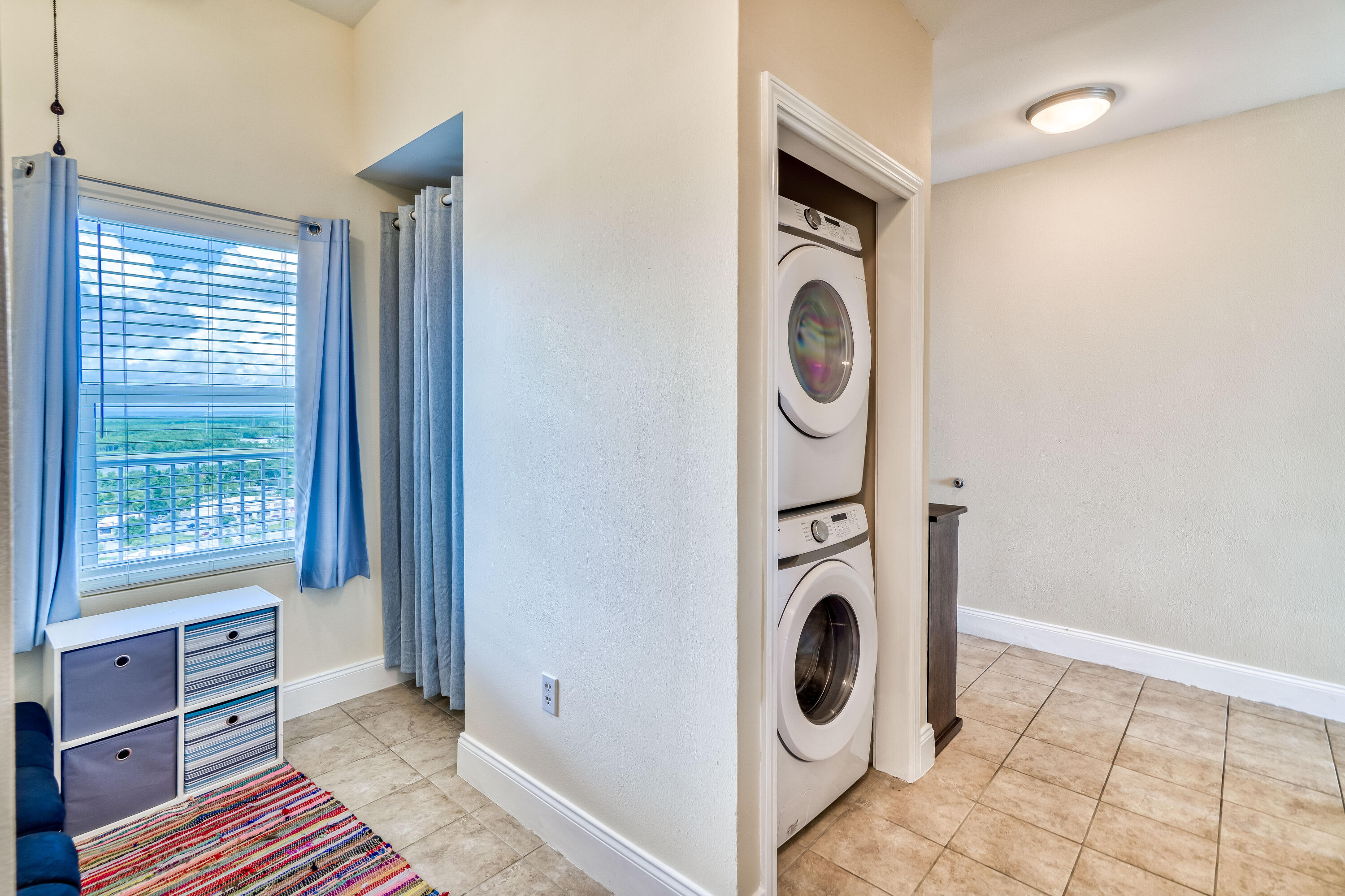 Laketown Wharf Phase II - Residential