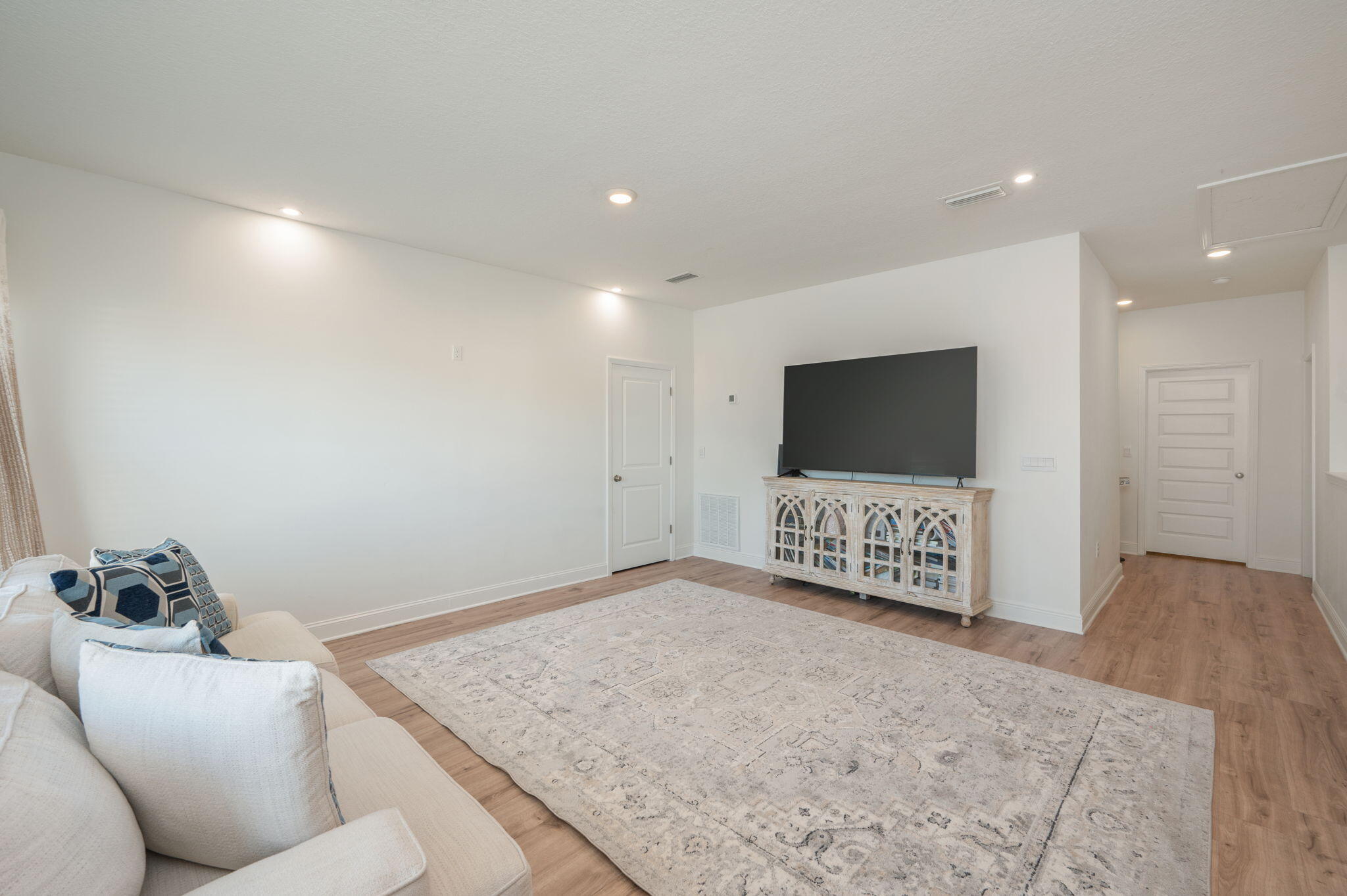 LAKEVIEW S/D - Residential