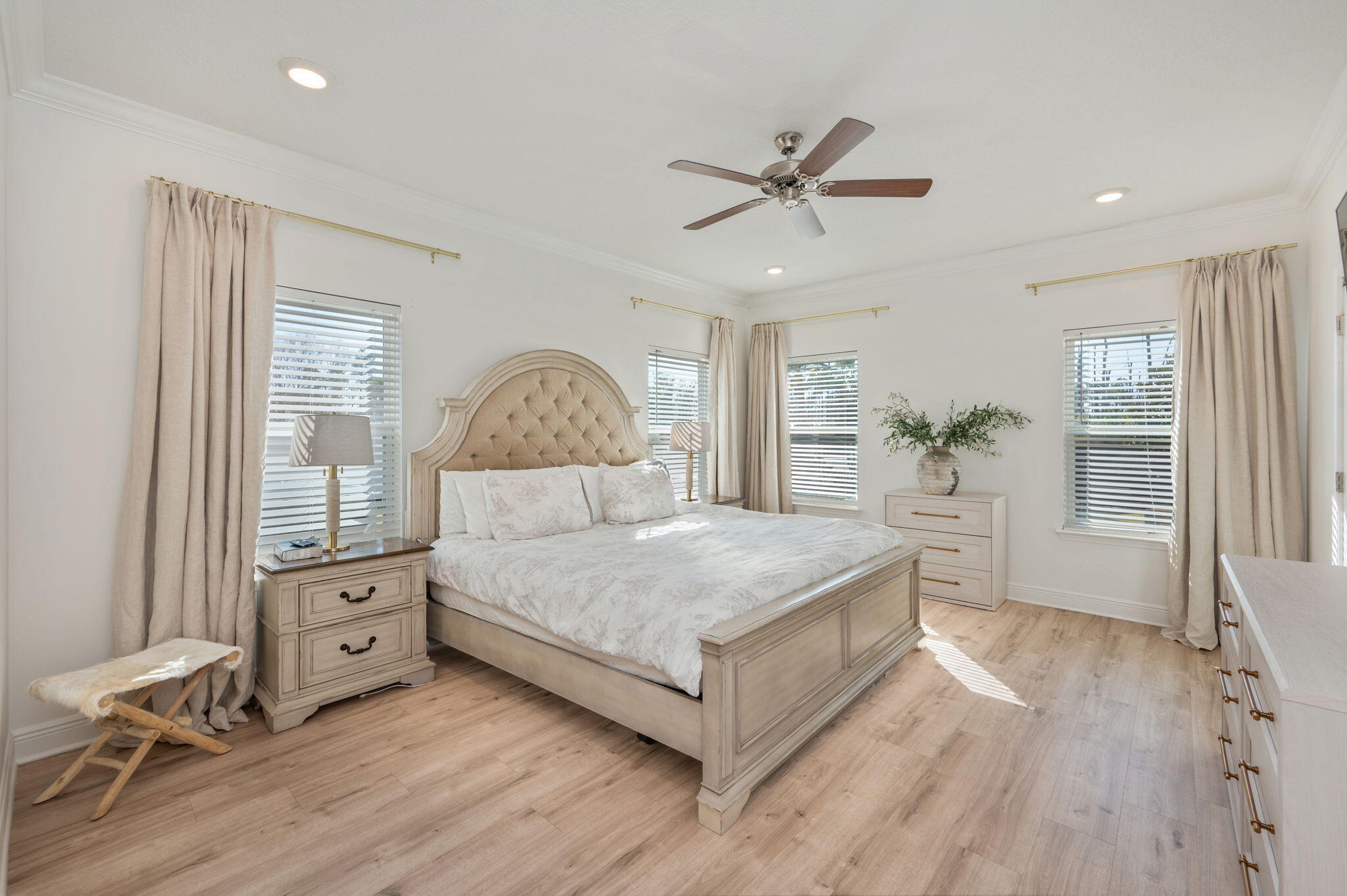 LAKEVIEW S/D - Residential