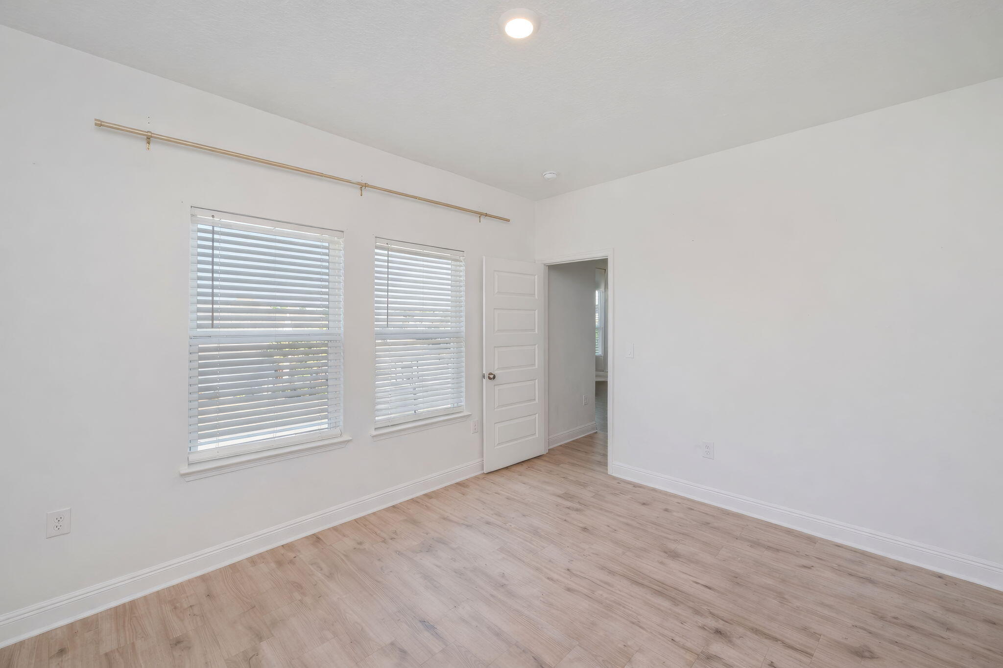 LAKEVIEW S/D - Residential