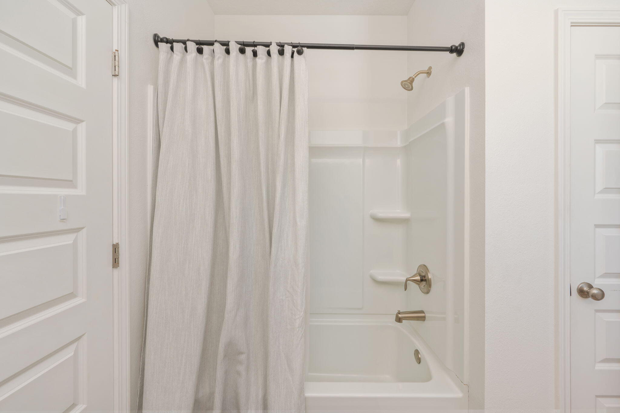 LAKEVIEW S/D - Residential