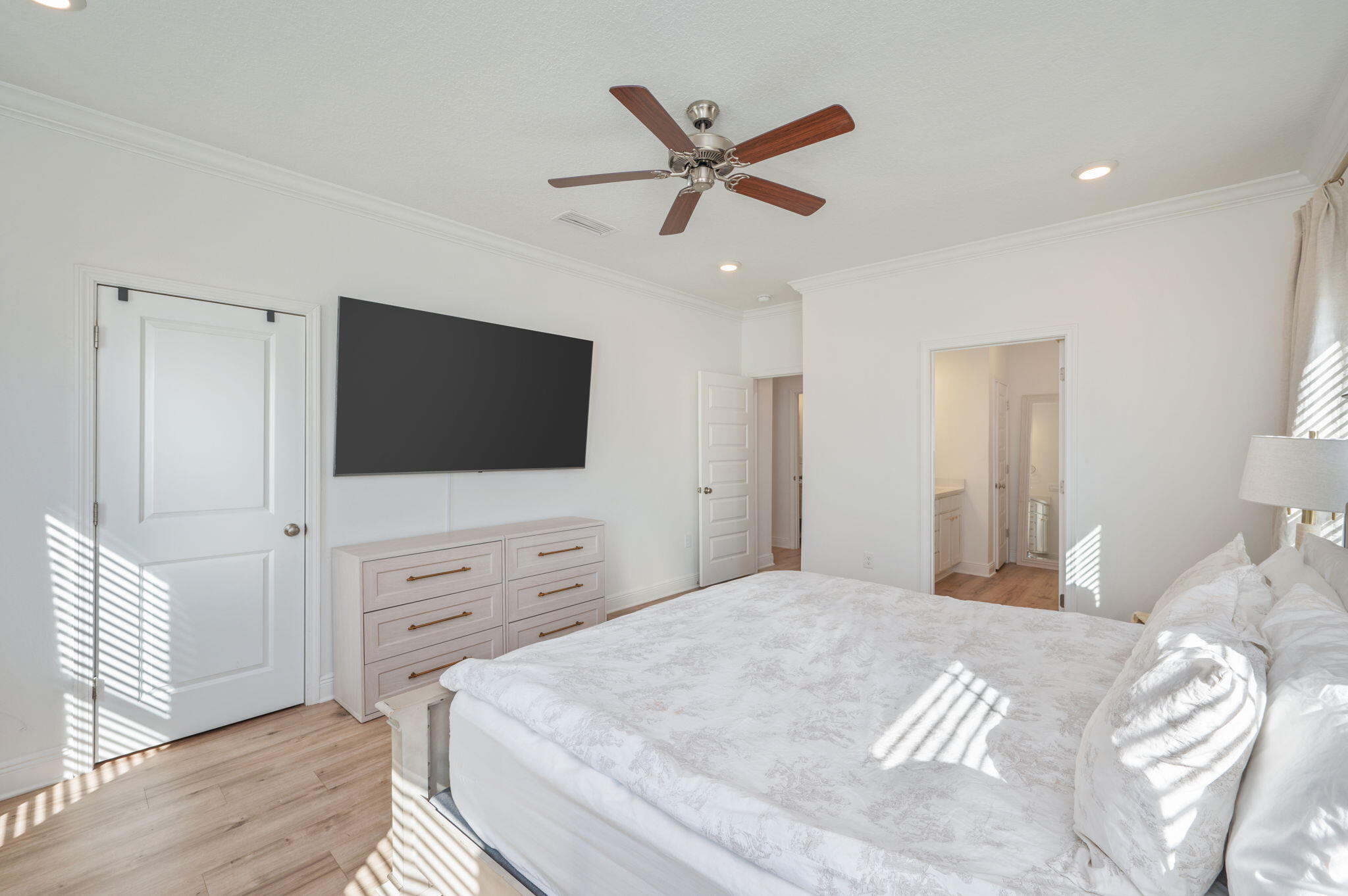 LAKEVIEW S/D - Residential