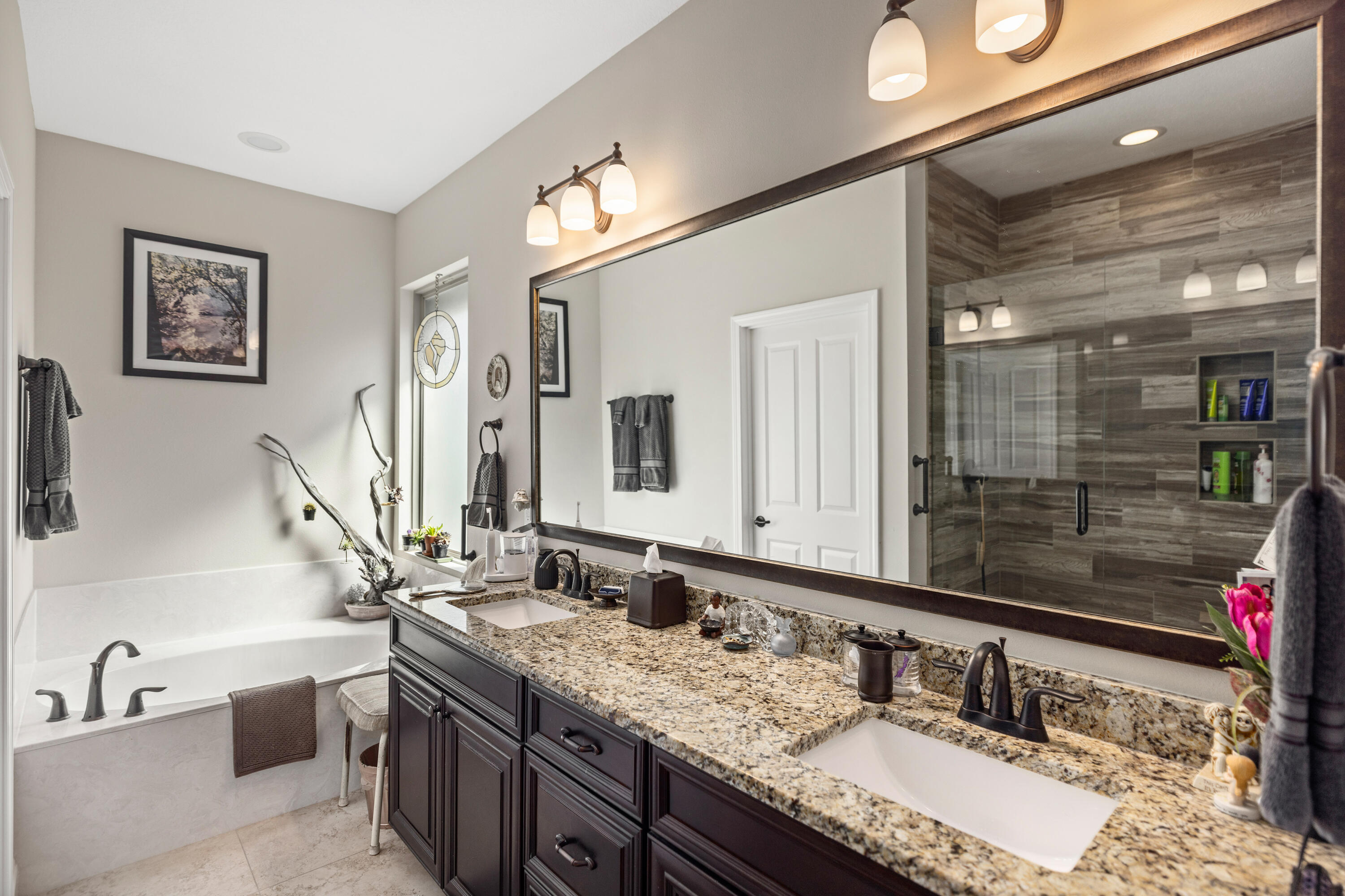 MAJESTIC OAKS AT OCEAN CITY - Residential