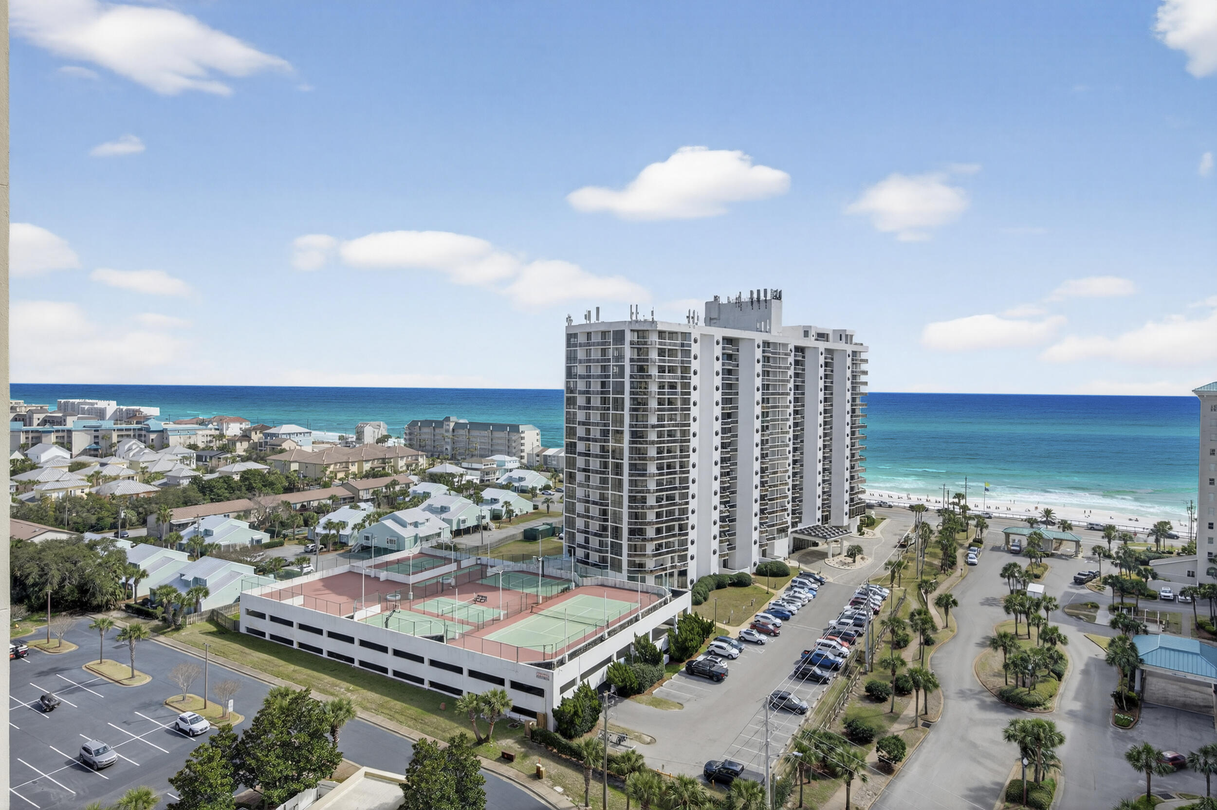 ARIEL DUNES - Residential