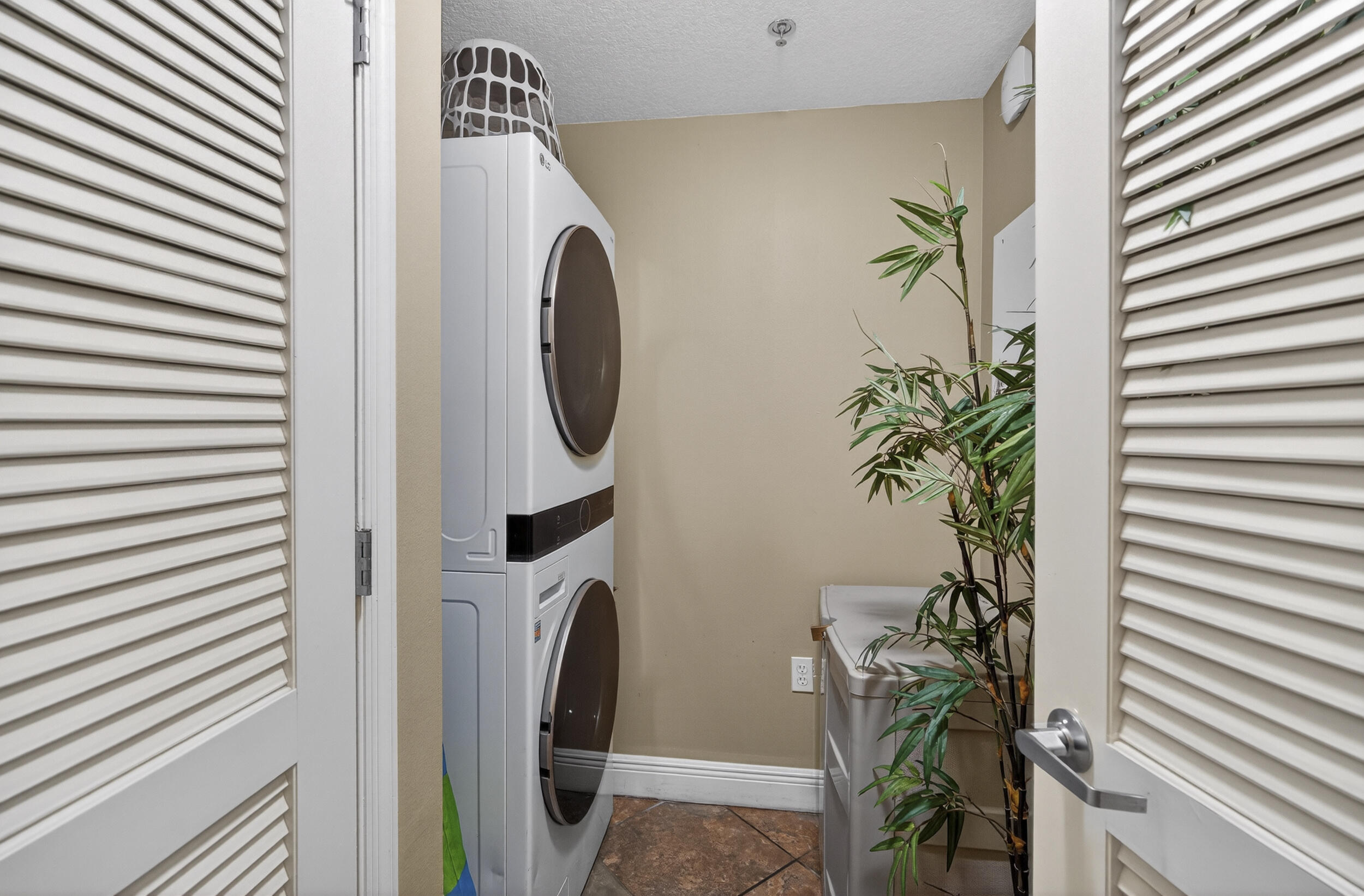 ARIEL DUNES - Residential