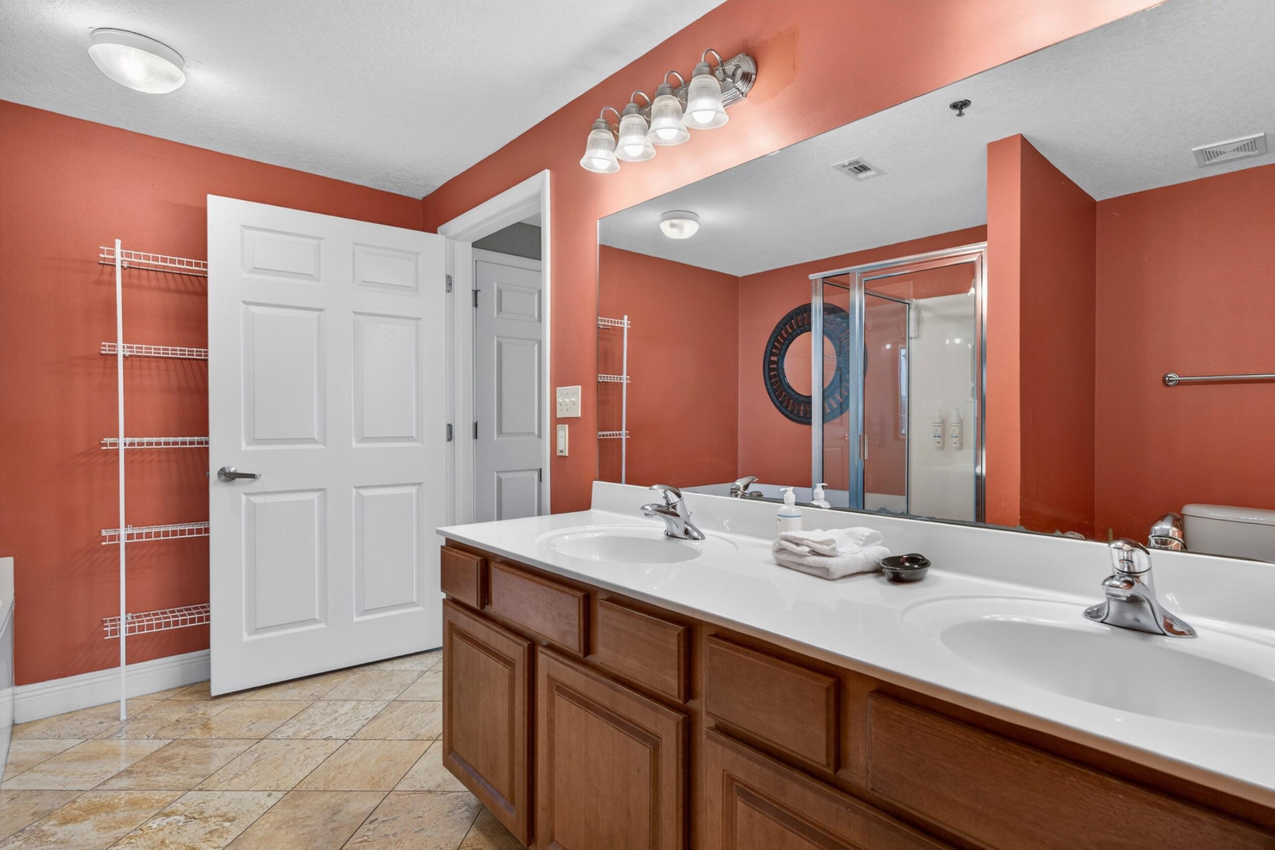 ARIEL DUNES - Residential