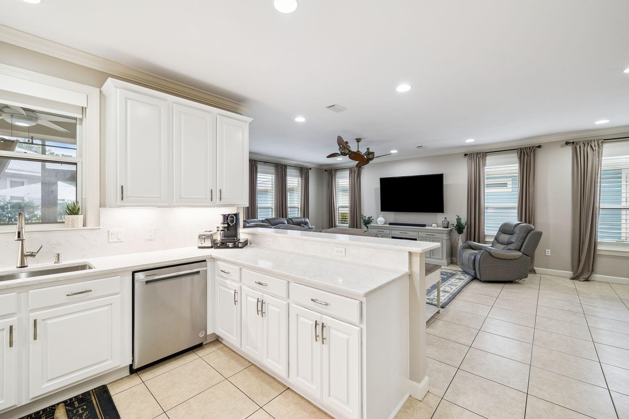 CRYSTAL LAKE II AT SANDESTIN - Residential