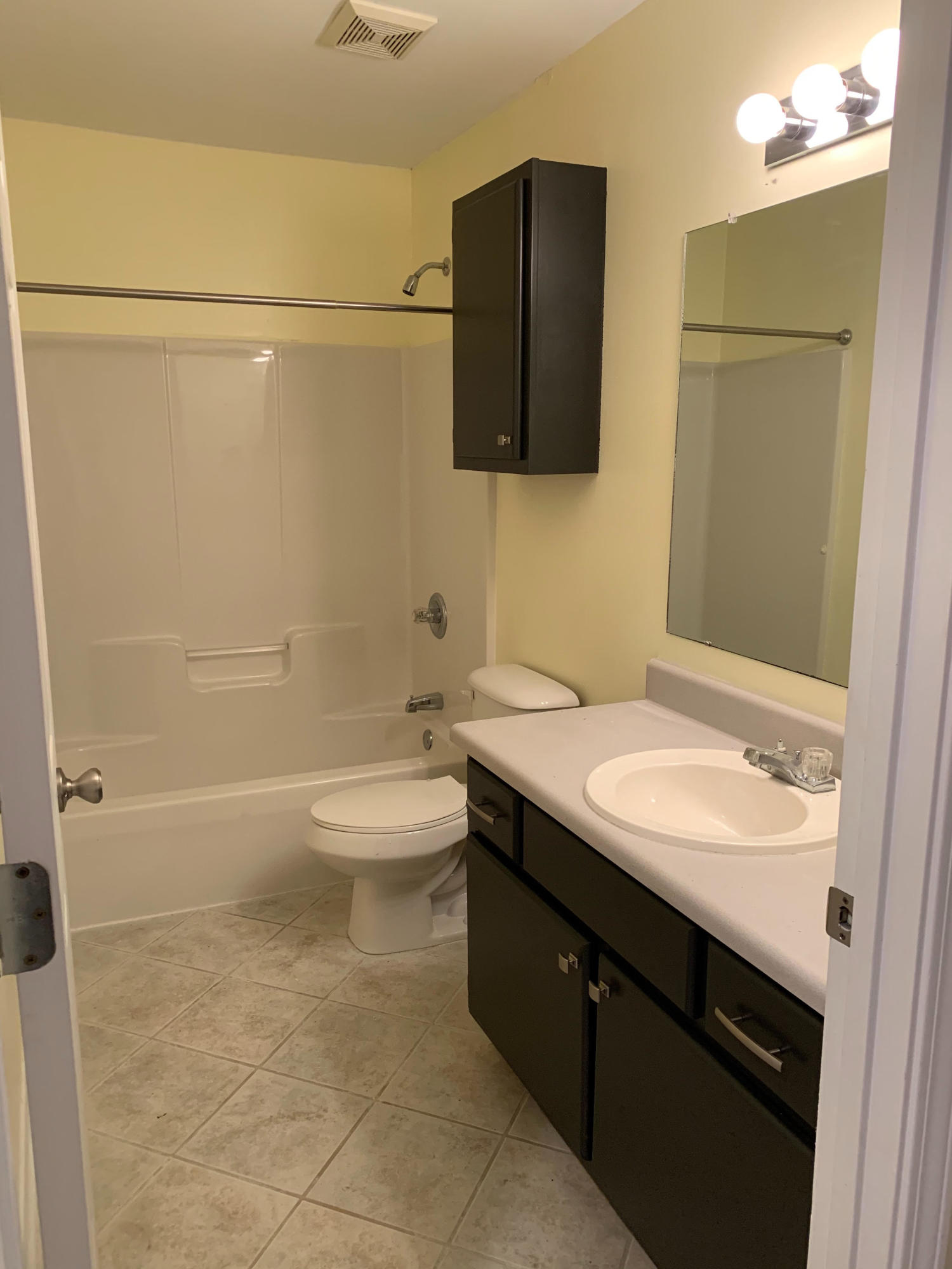 NAVARRE S/D - Residential Lease