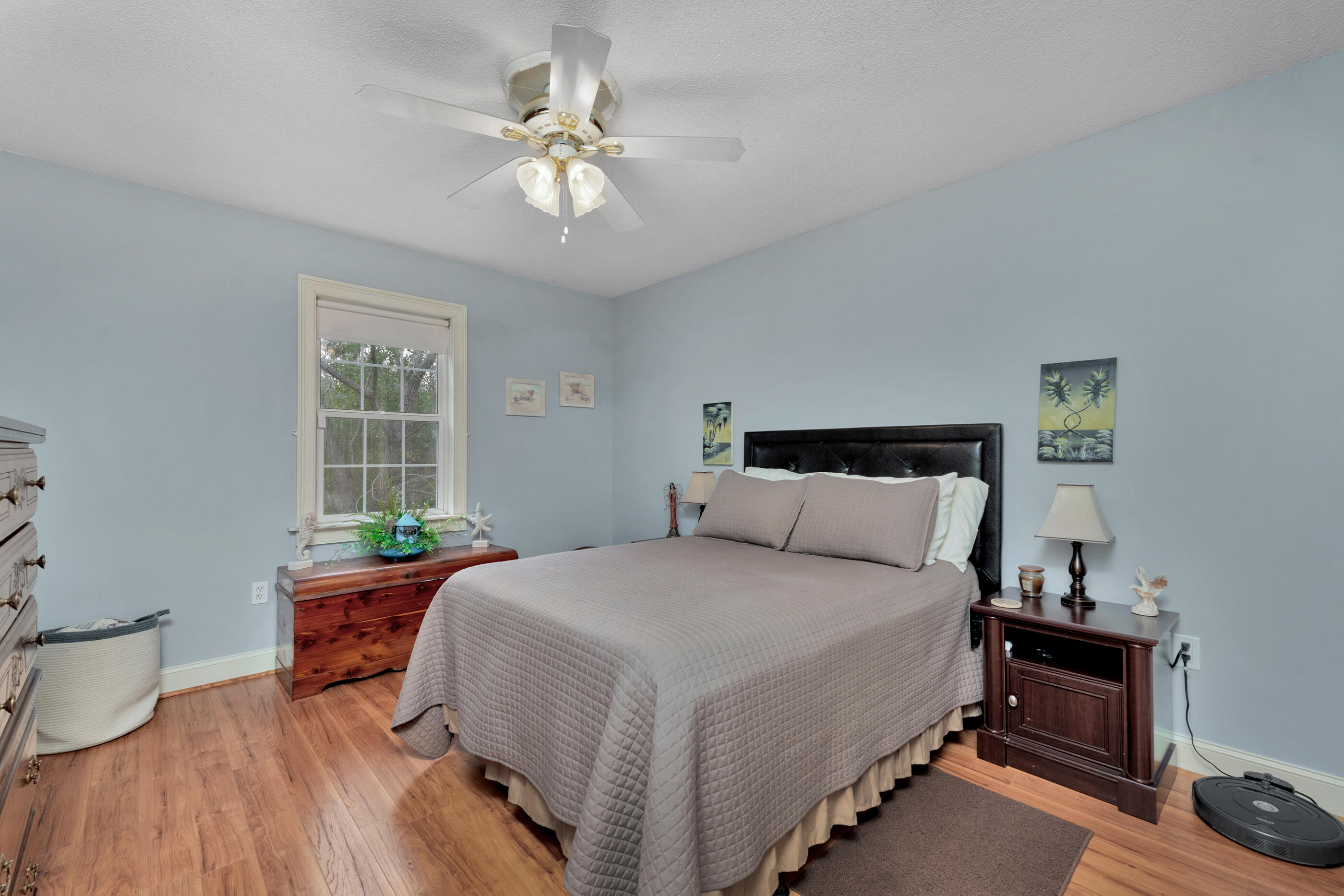 ROLLING HILLS ESTATES - Residential