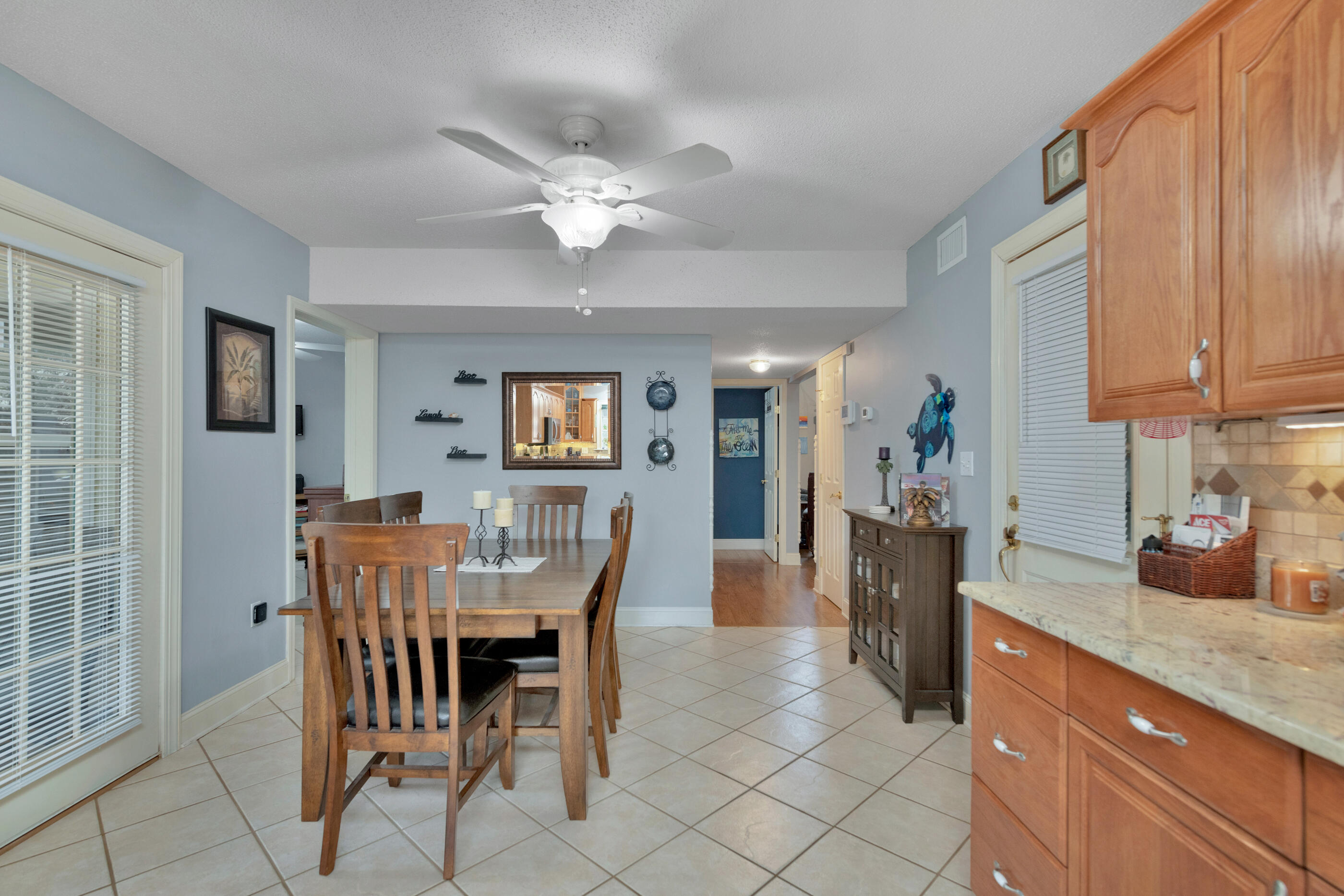 ROLLING HILLS ESTATES - Residential