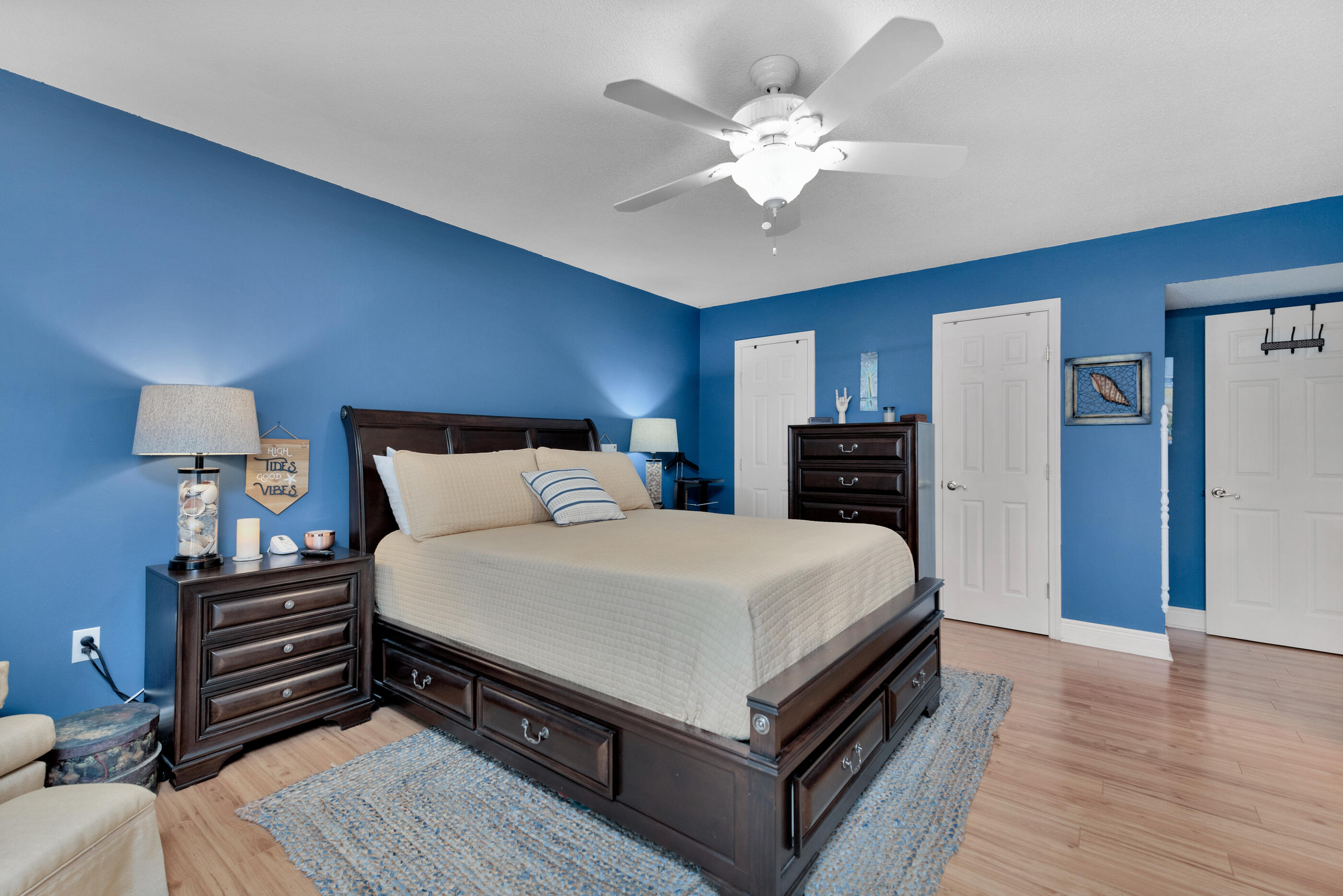 ROLLING HILLS ESTATES - Residential