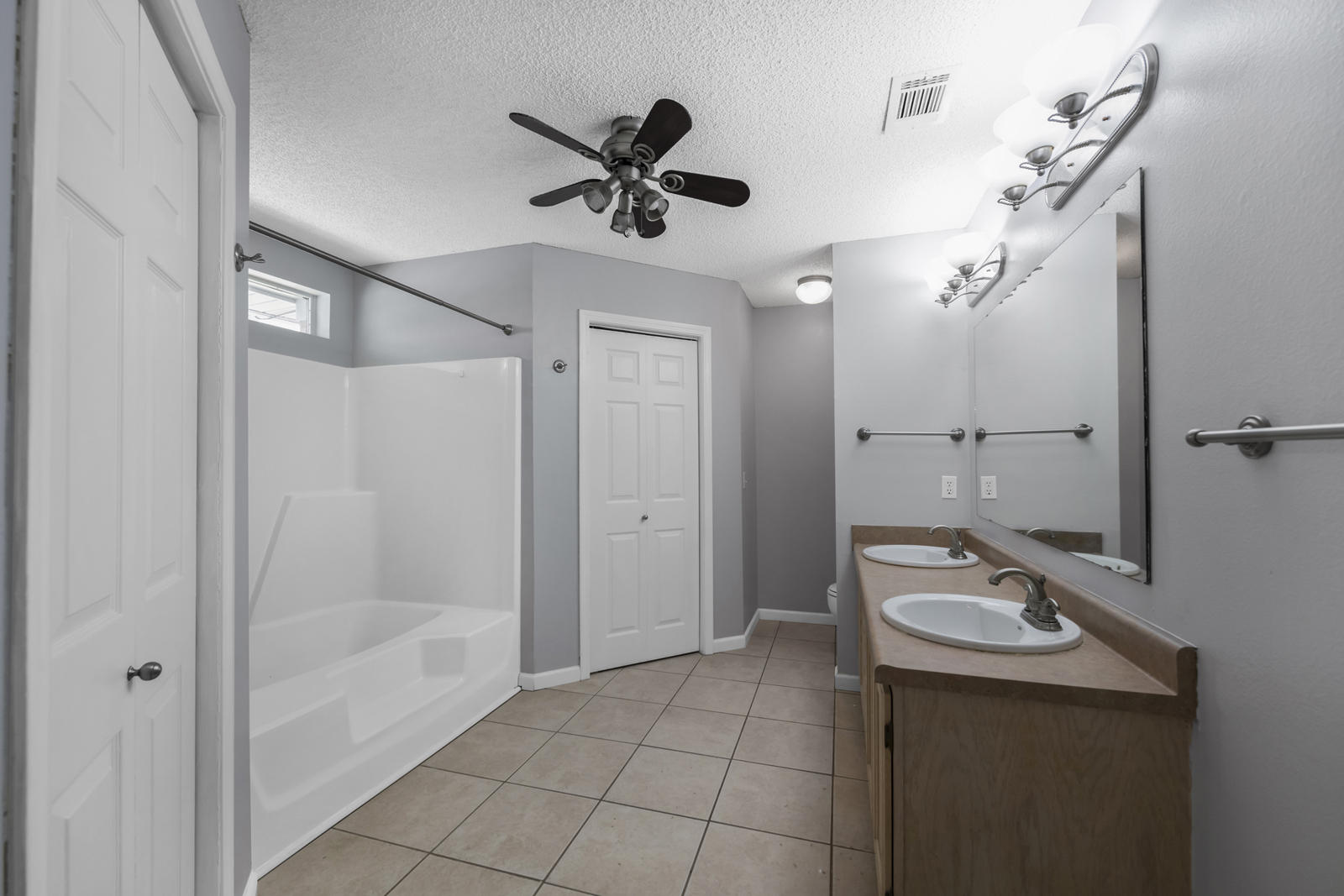 TARKILN OAKS ESTATES PH 1 - Residential