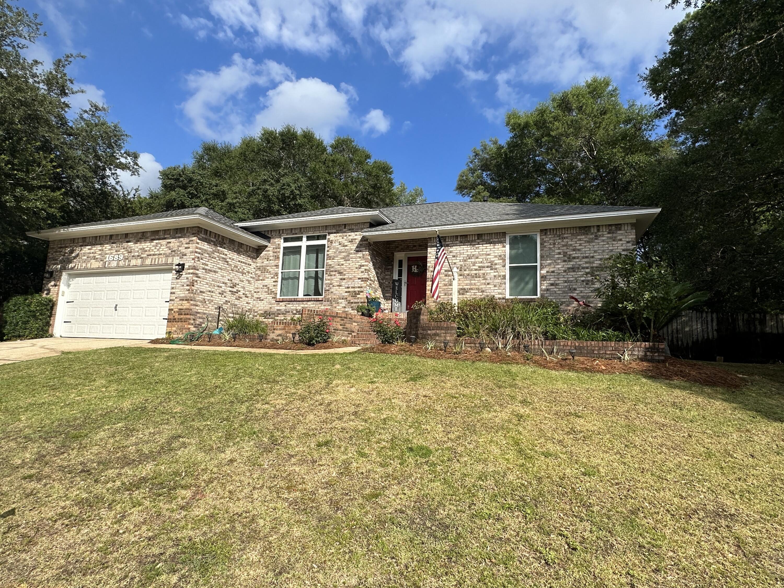 AVAILABLE AUGUST 1 - BEAUTIFUL POOL HOME IN PARKWOOD ESTATES!Located in the desirable Parkwood Estates community of Bluewater Bay, this well-maintained 4-bedroom, 2-bath home offers a spacious split floor plan, private backyard oasis, and ideal proximity to local military bases.The renovated primary suite features double vanities, a freestanding soaking tub, a walk-in shower, and a large walk-in closet. The living room includes a cozy gas fireplace and opens to a formal dining space and eat-in kitchen area. The kitchen boasts white cabinetry, granite countertops, stainless steel appliances, a small bar area or additional seating and a breakfast nook overlooking the pool. a walk-in closet with shelving! The other three bedrooms are spacious too! To enjoy the beautiful Florida weather, use the spacious fenced-in backyard and in-ground pool. There is a two-car garage as well with 2 garage door openers.
Pets Considered with Owner Approval!
**All pets are registered via pet screening, and all assistance animals are verified through the same screening process.**
**Carpet cleaning & Admin Fee charged (if applicable)**
Tenant to verify all data. Please contact Suzanne to schedule a showing- 252-495-3705.
