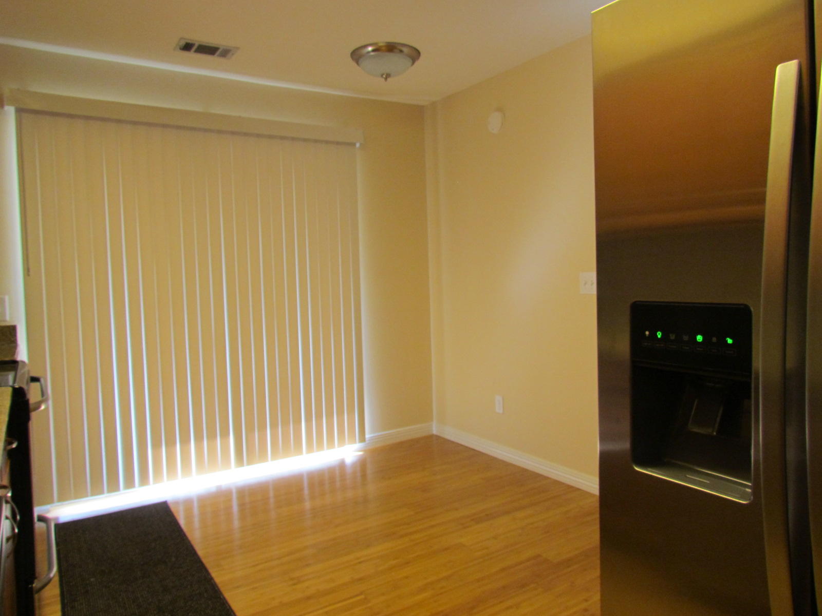 ROYAL OAK VILLAGE - Residential Lease