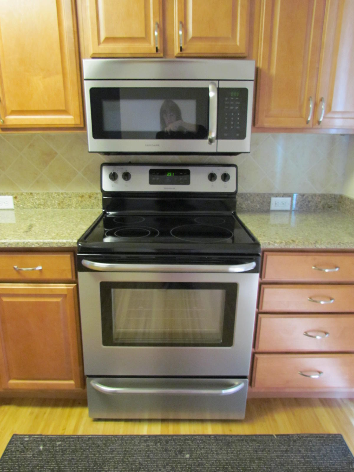 ROYAL OAK VILLAGE - Residential Lease